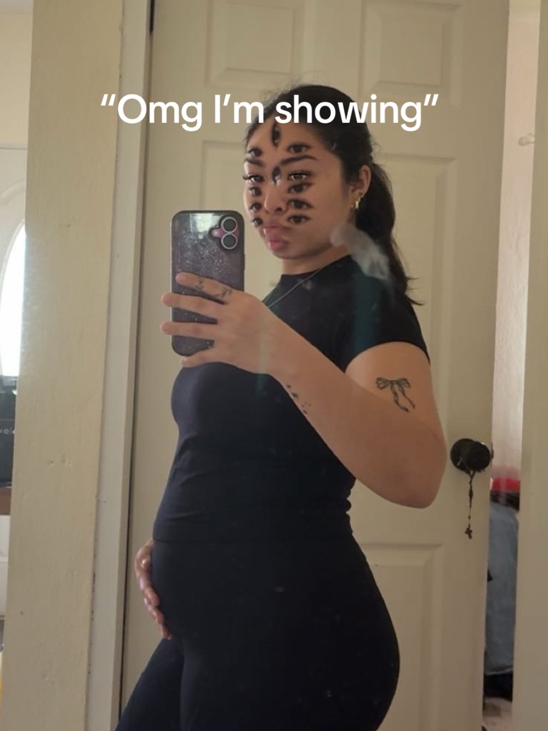 @️