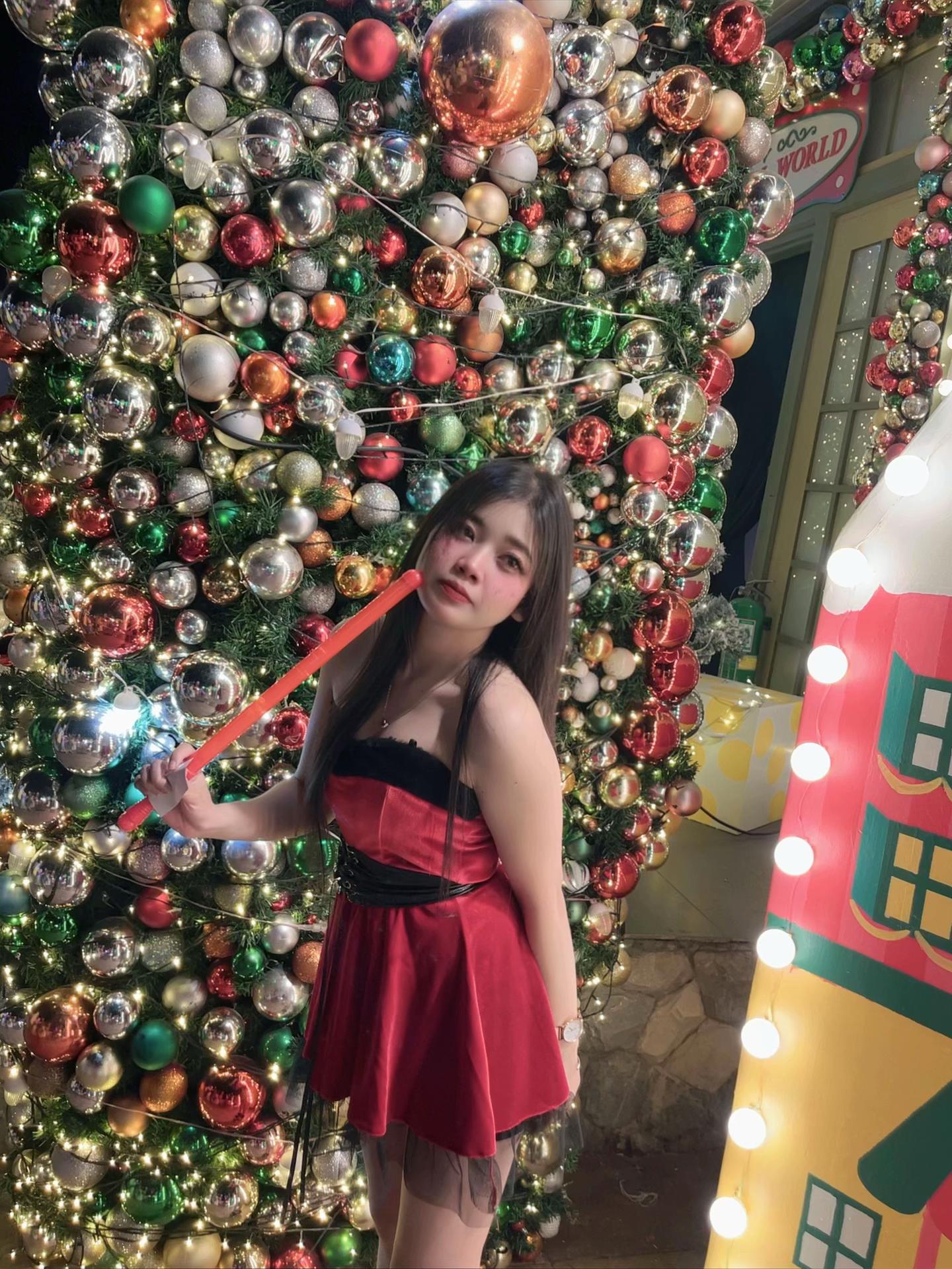 @𝐟𝐨𝐧𝐠 ᶠᵒⁿᵍ