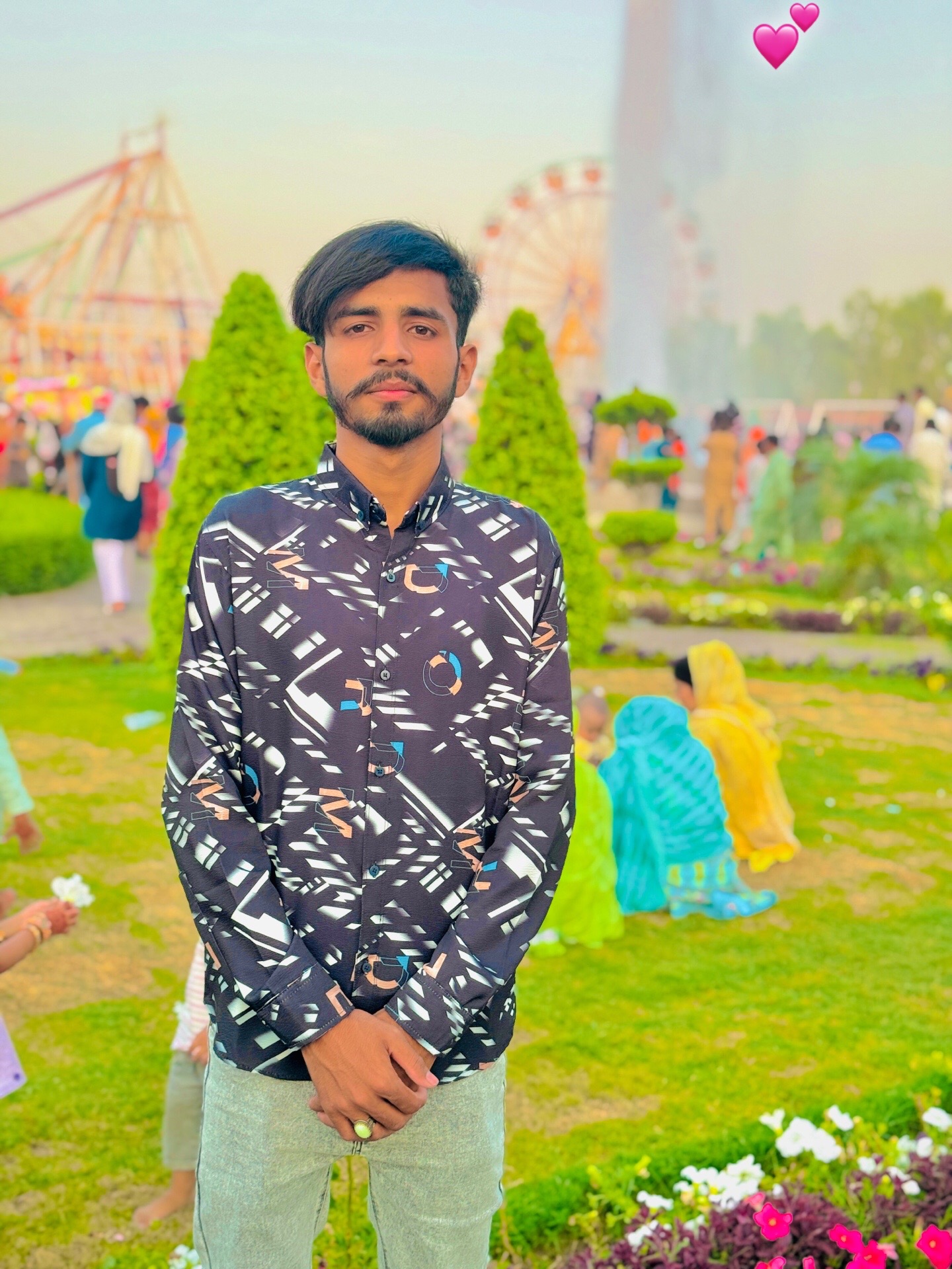 @Bast friends  g🇵🇰