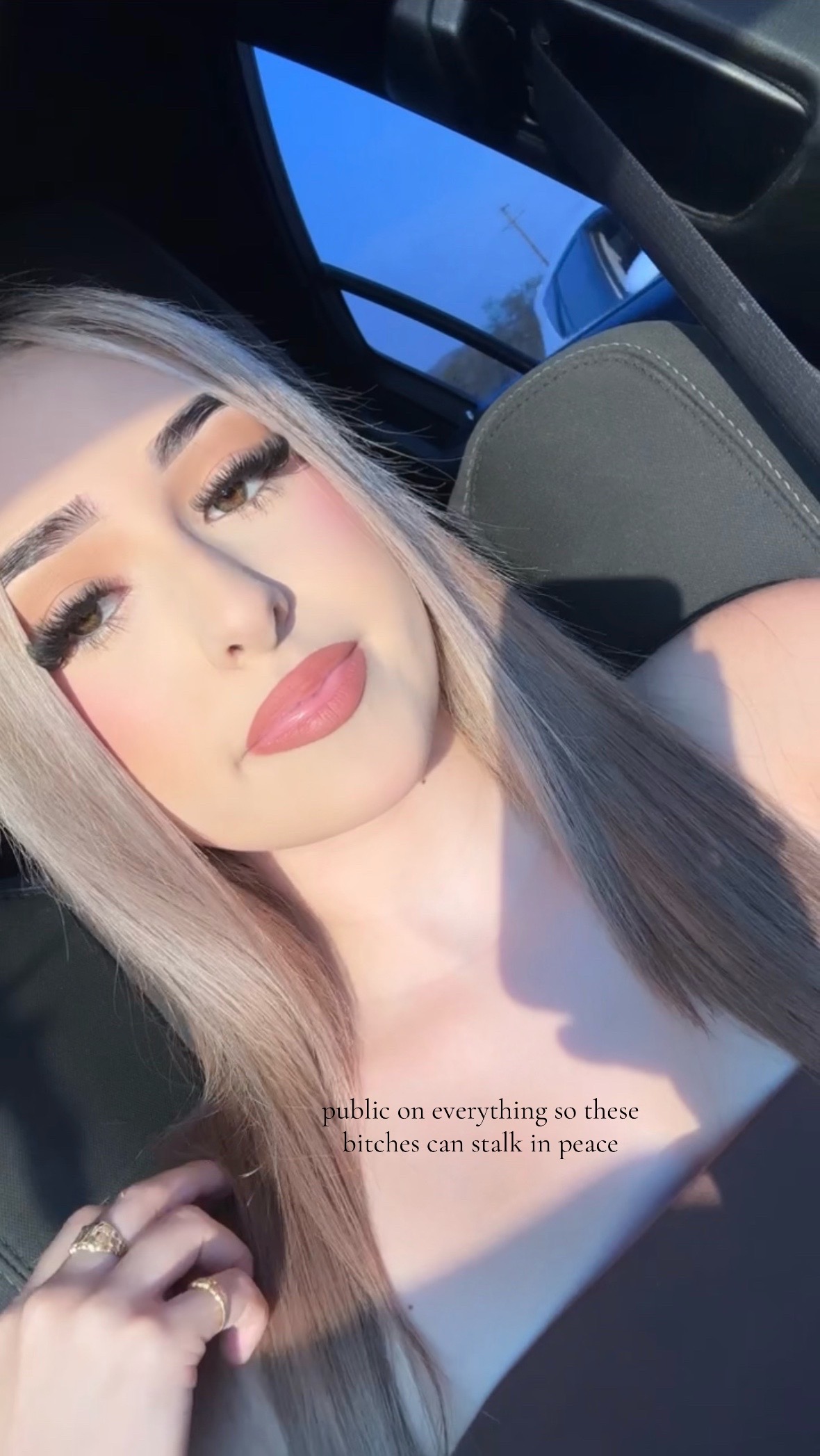 @𝑴𝒂𝒓𝒊𝒂𝒉 ✰