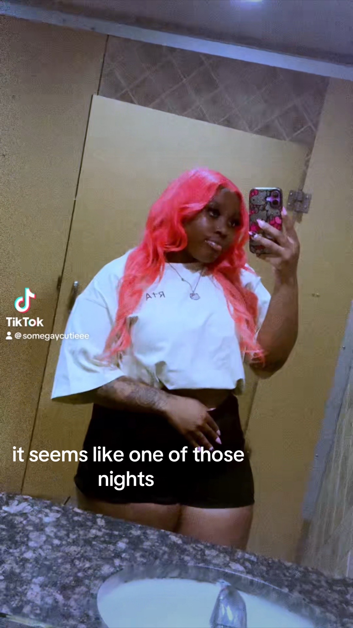 @a gay girl who hates girls