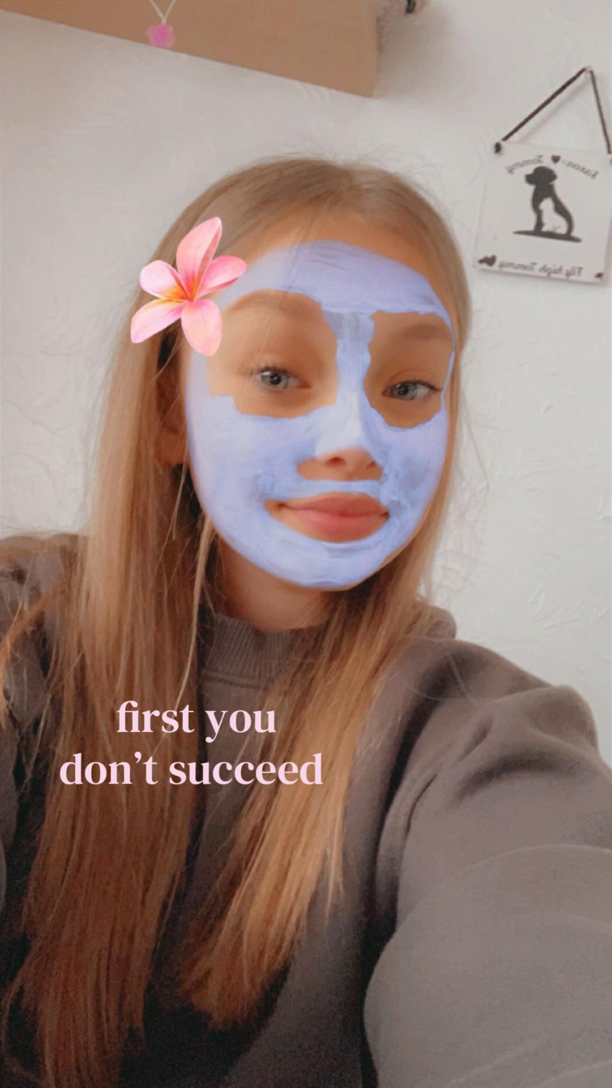 @⃟