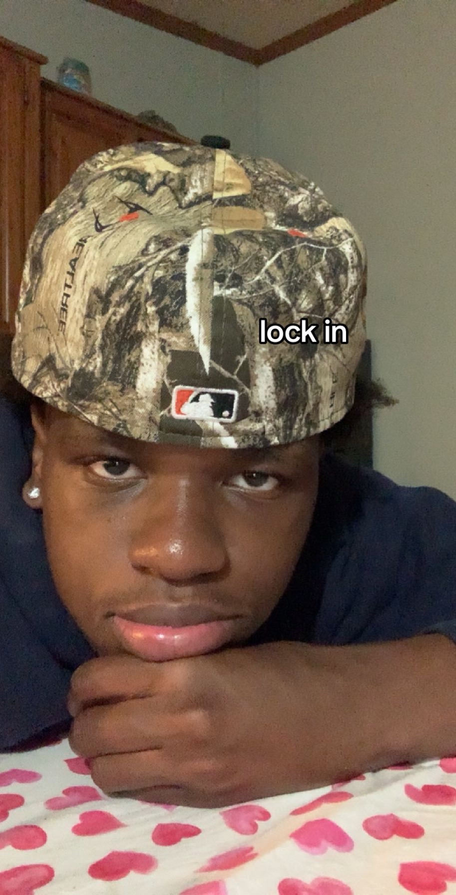 @kwamae_