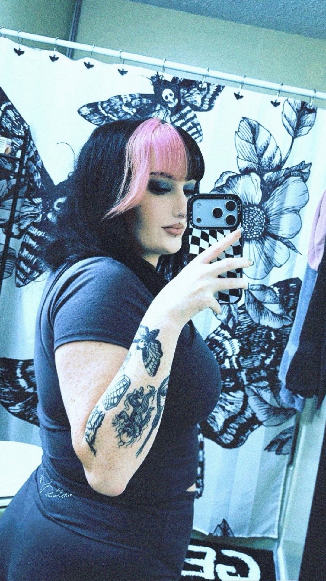 @𝖆𝖓𝖌𝖊𝖑𝖎𝖈𝖆 𝖑𝖞𝖓
