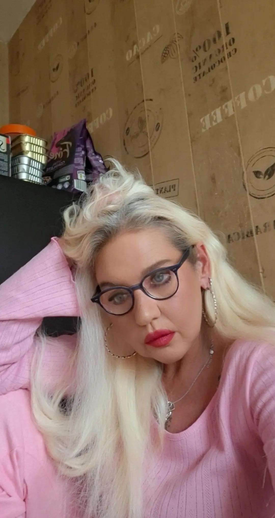@susicabrita🖤🤍❤️🇷🇺💙💙💙
