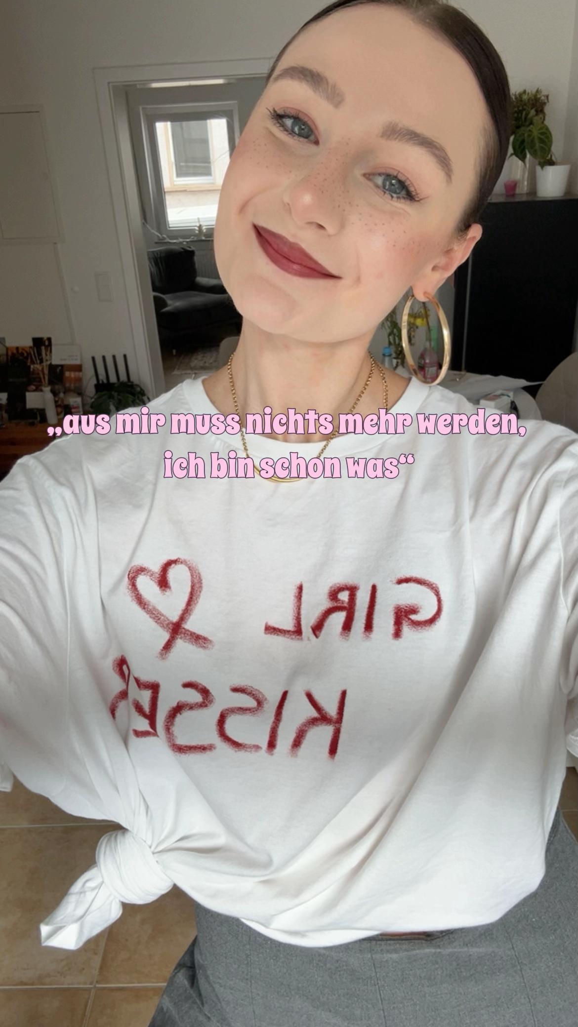 @Sophiangl