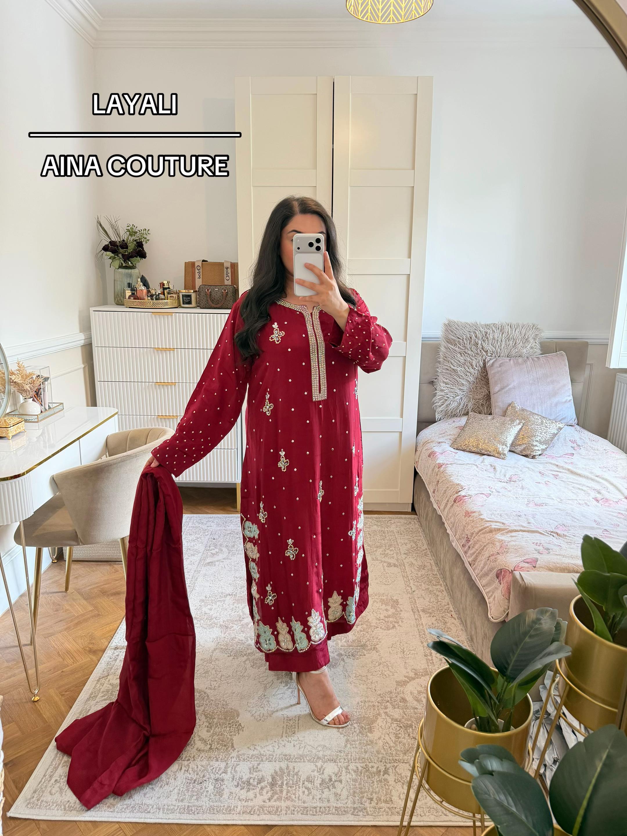@Aina__couture