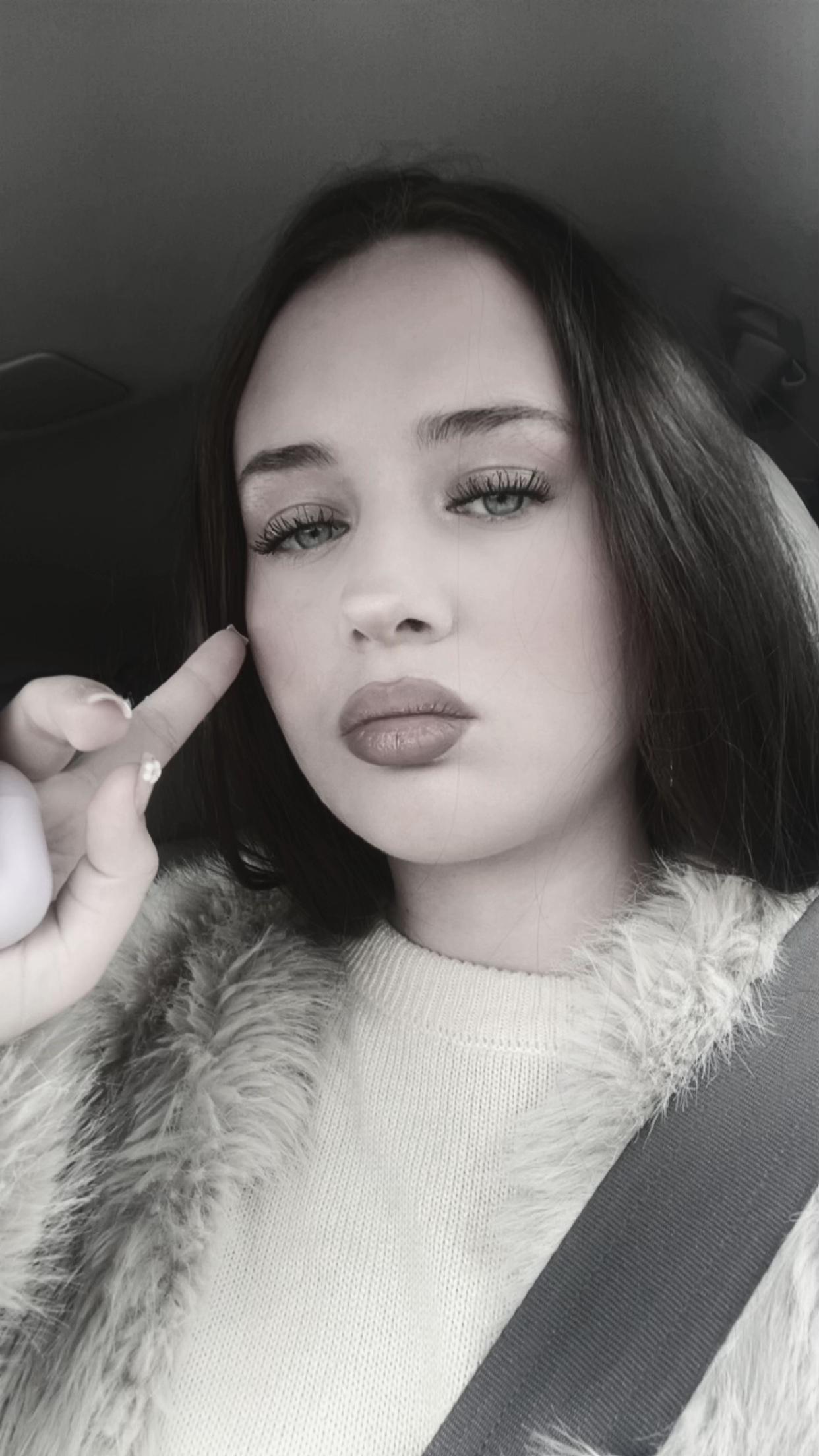 @Emz