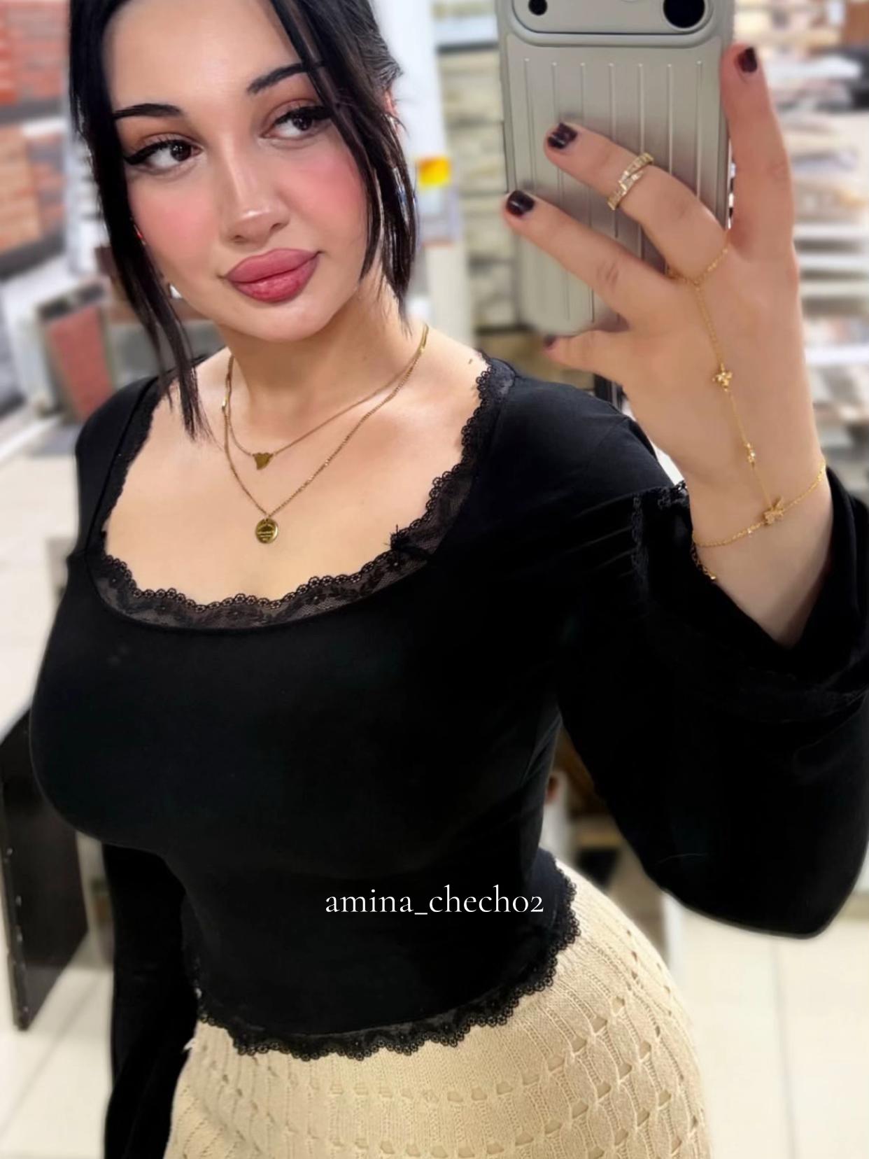 @Amina_chech_02