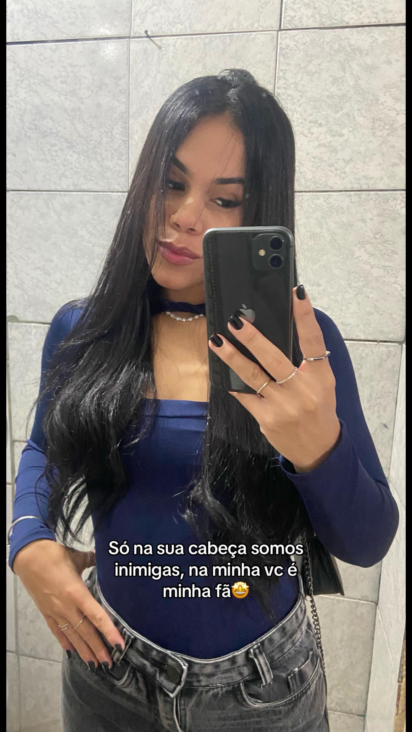 @Briéli