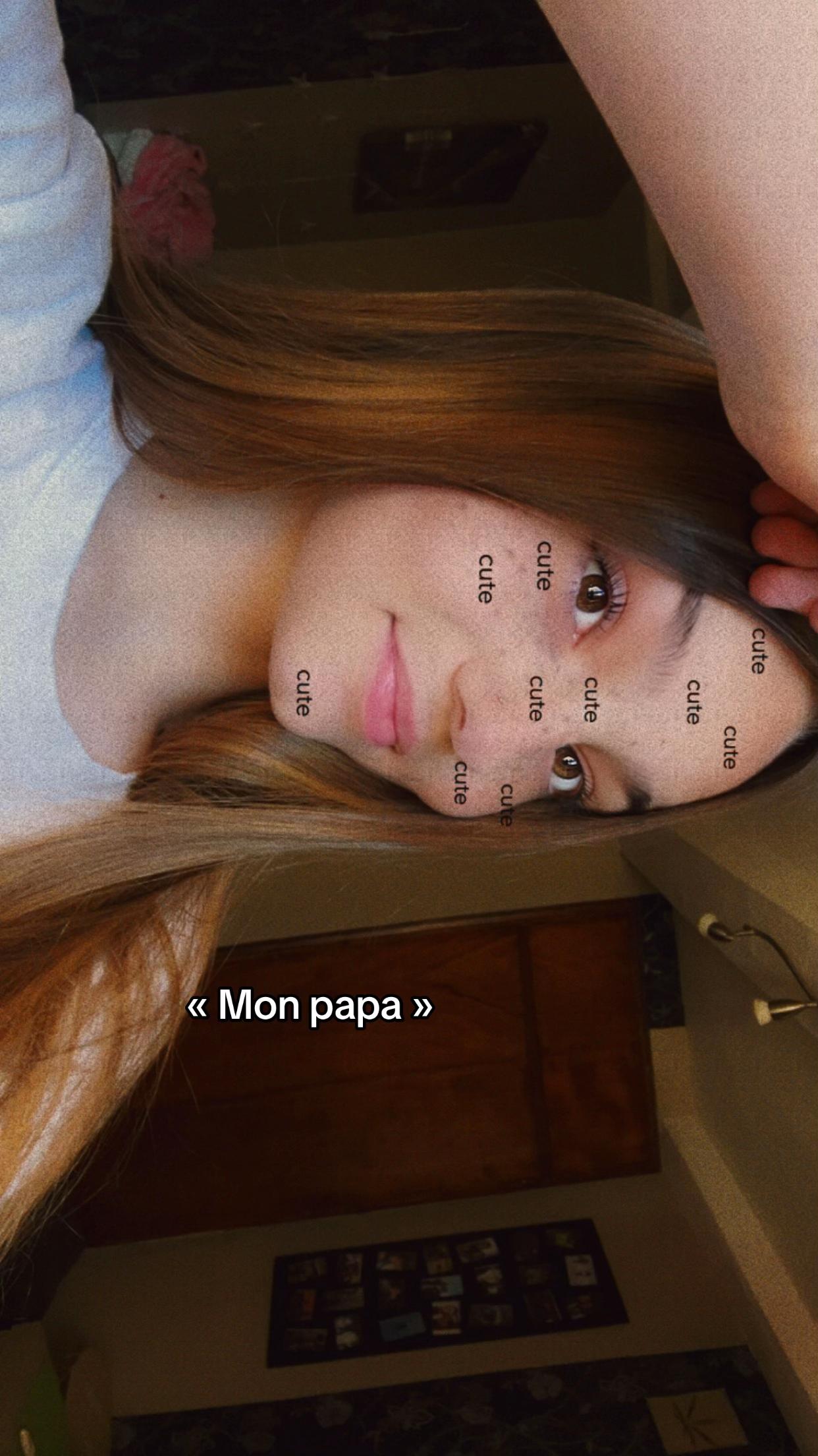 @𝑬𝒍𝒆́𝒐𝒏𝒐𝒓𝒆🪼ྀིྀི