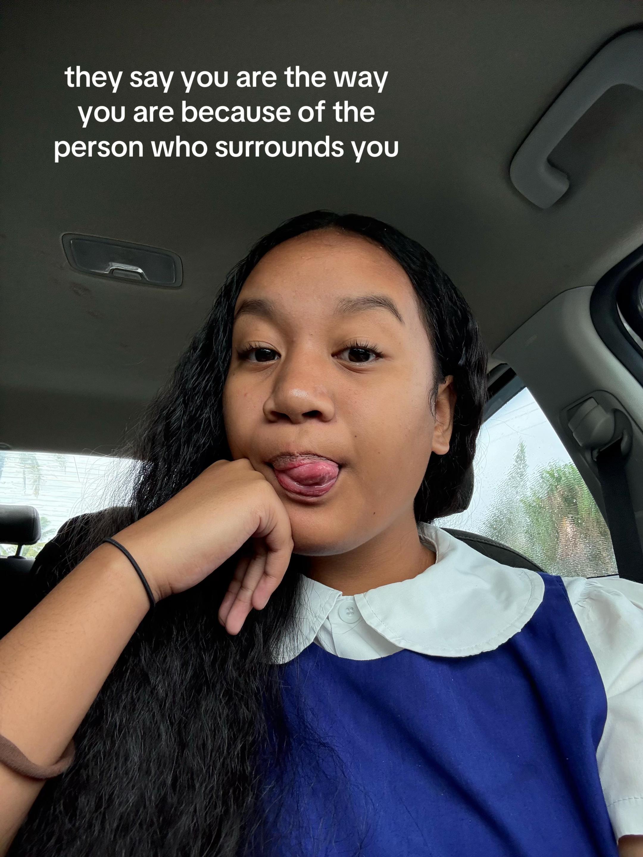 @urmom.com_