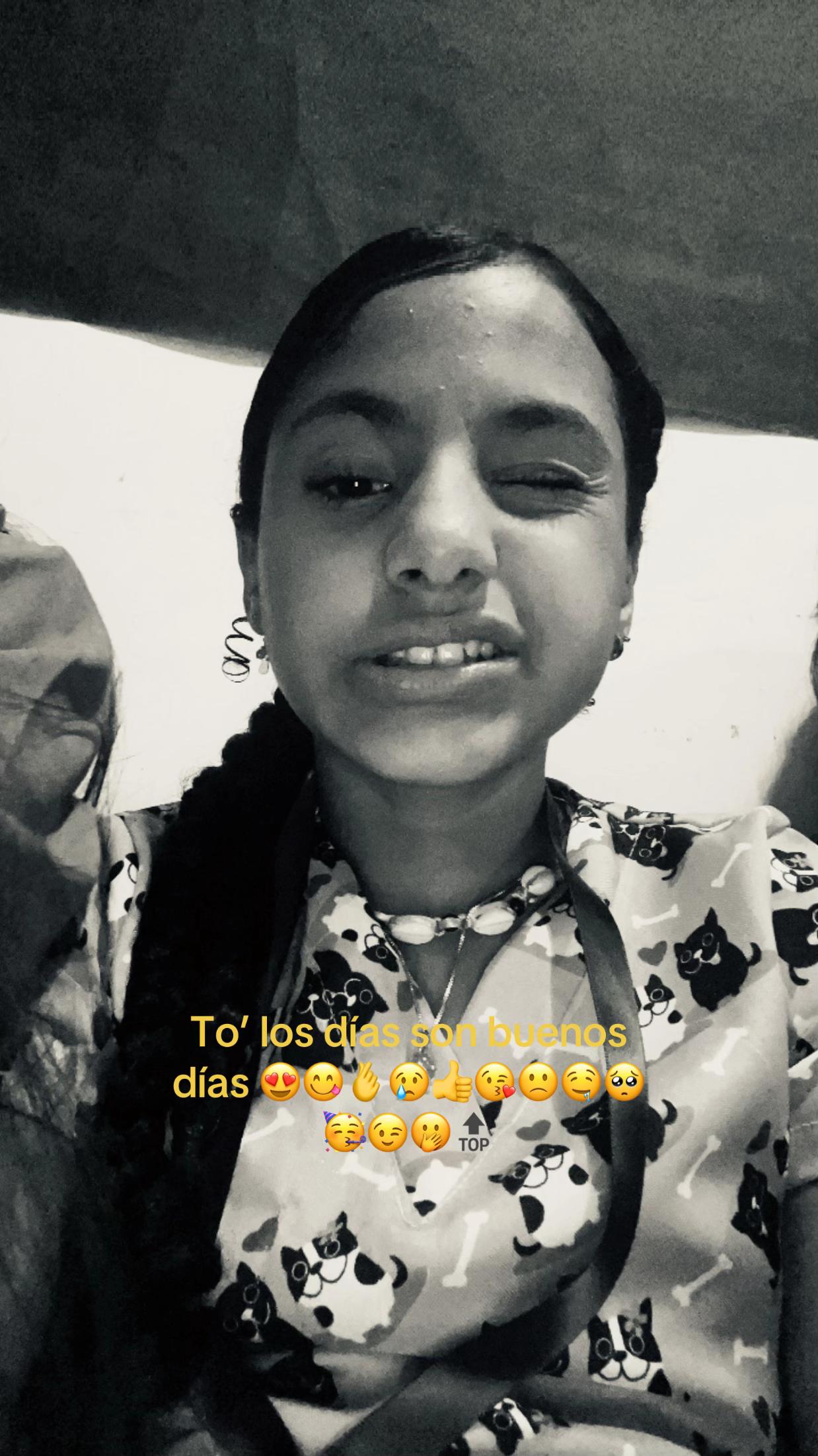 @Julii🦈