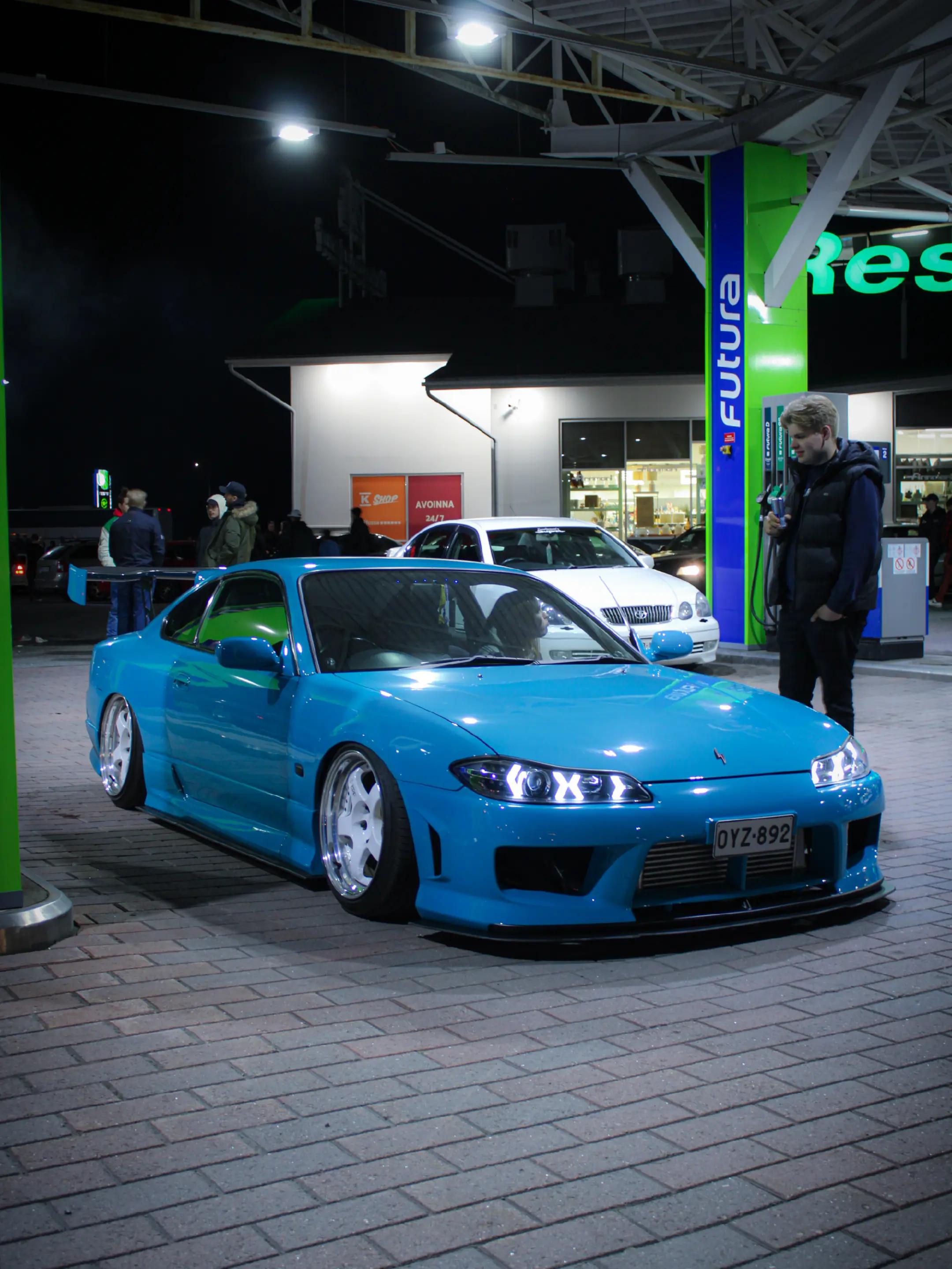 @Roope's Car Stuff