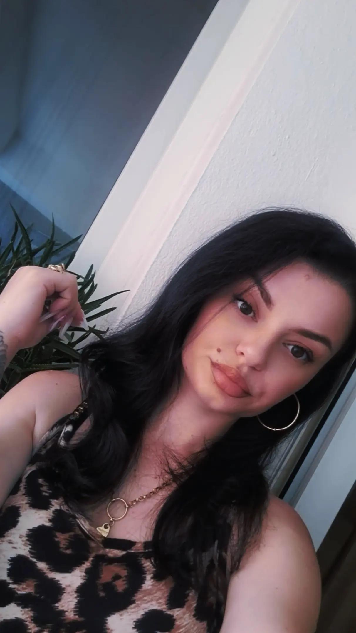 @Adina🖤♐️