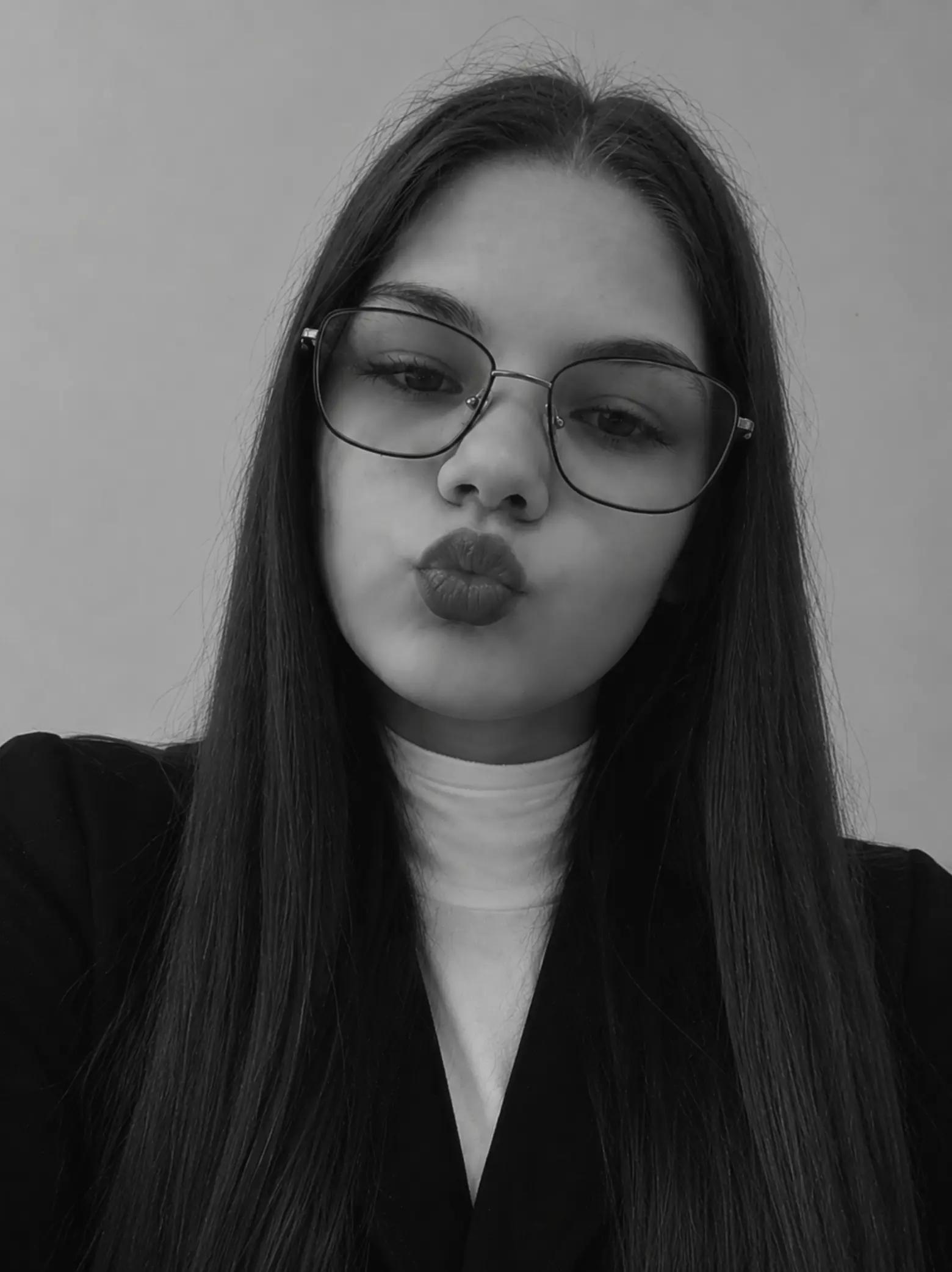 @qx.eliza
