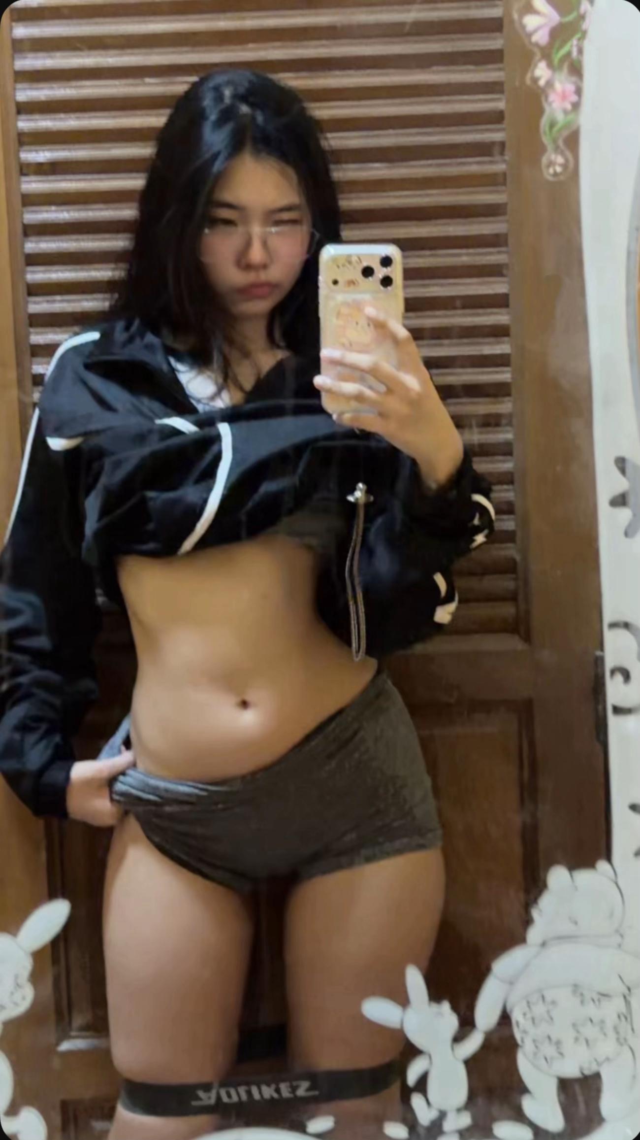 @maimikoz