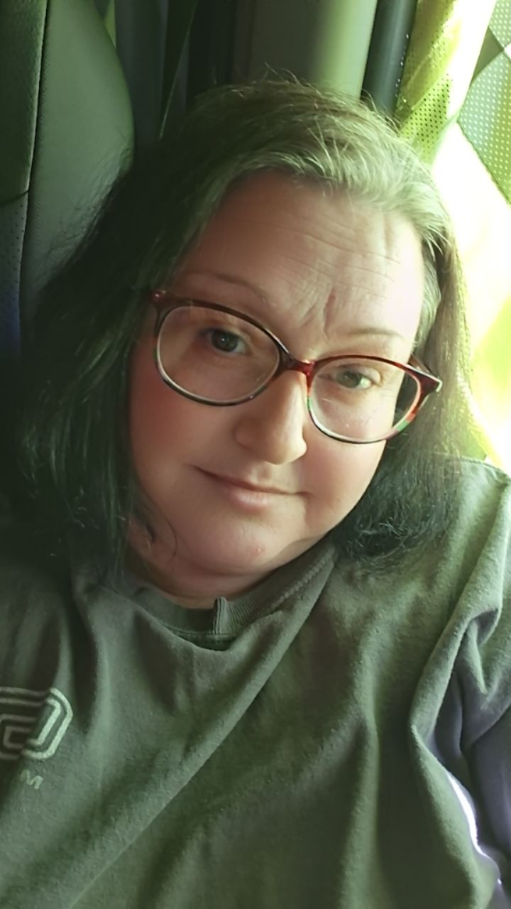@HeathenhuntressX