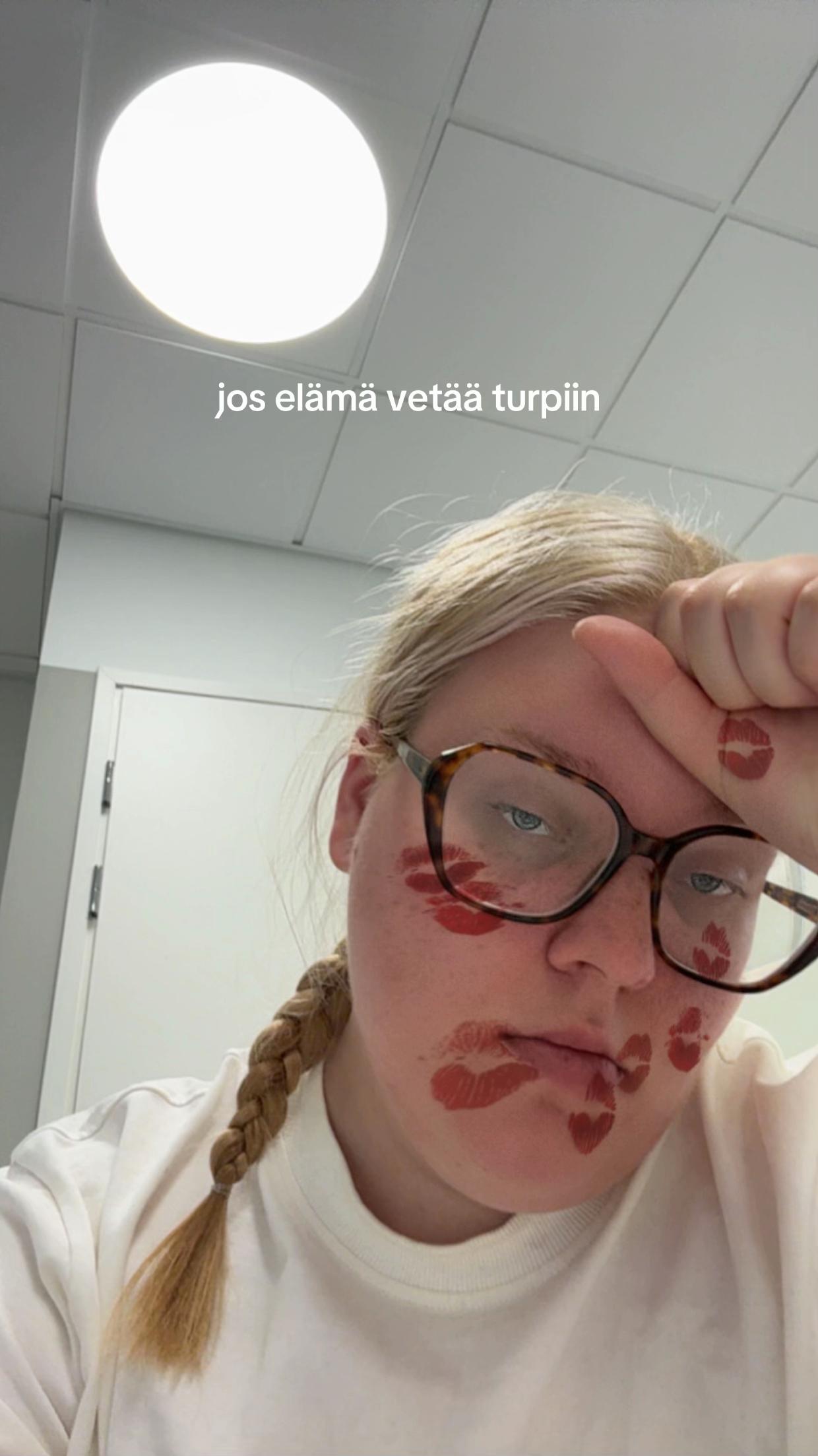 @ellie 💌