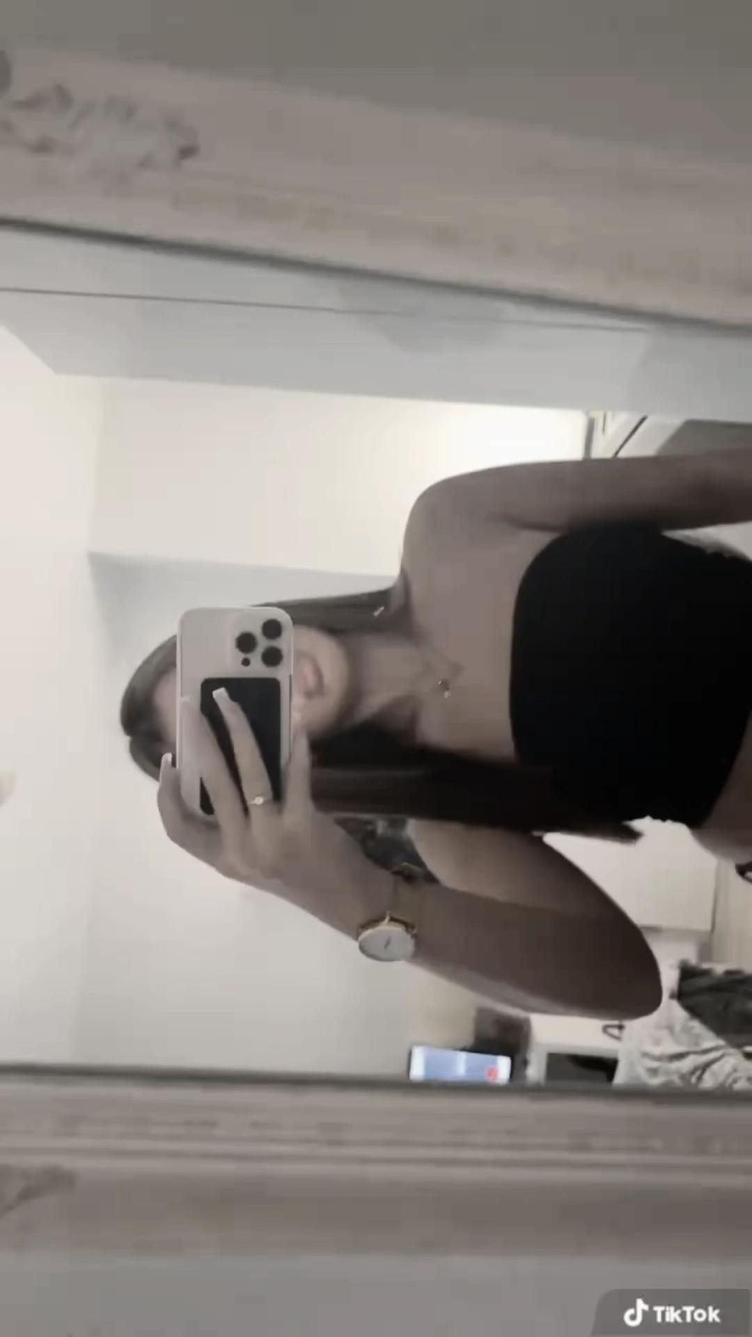 @๐๐๐ฅ๐๐ง๐ญ๐ข๐ง๐
