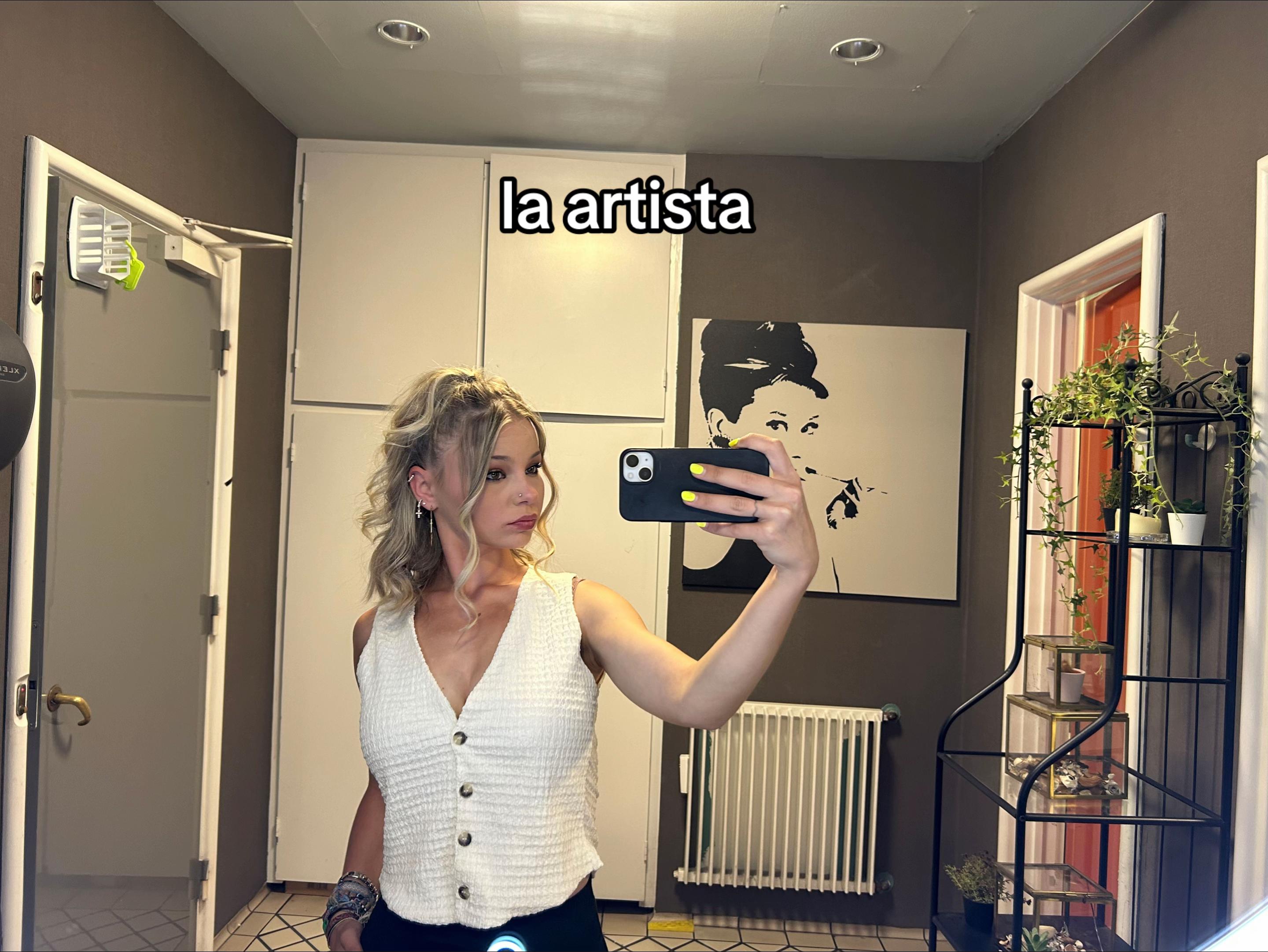 @Yulia