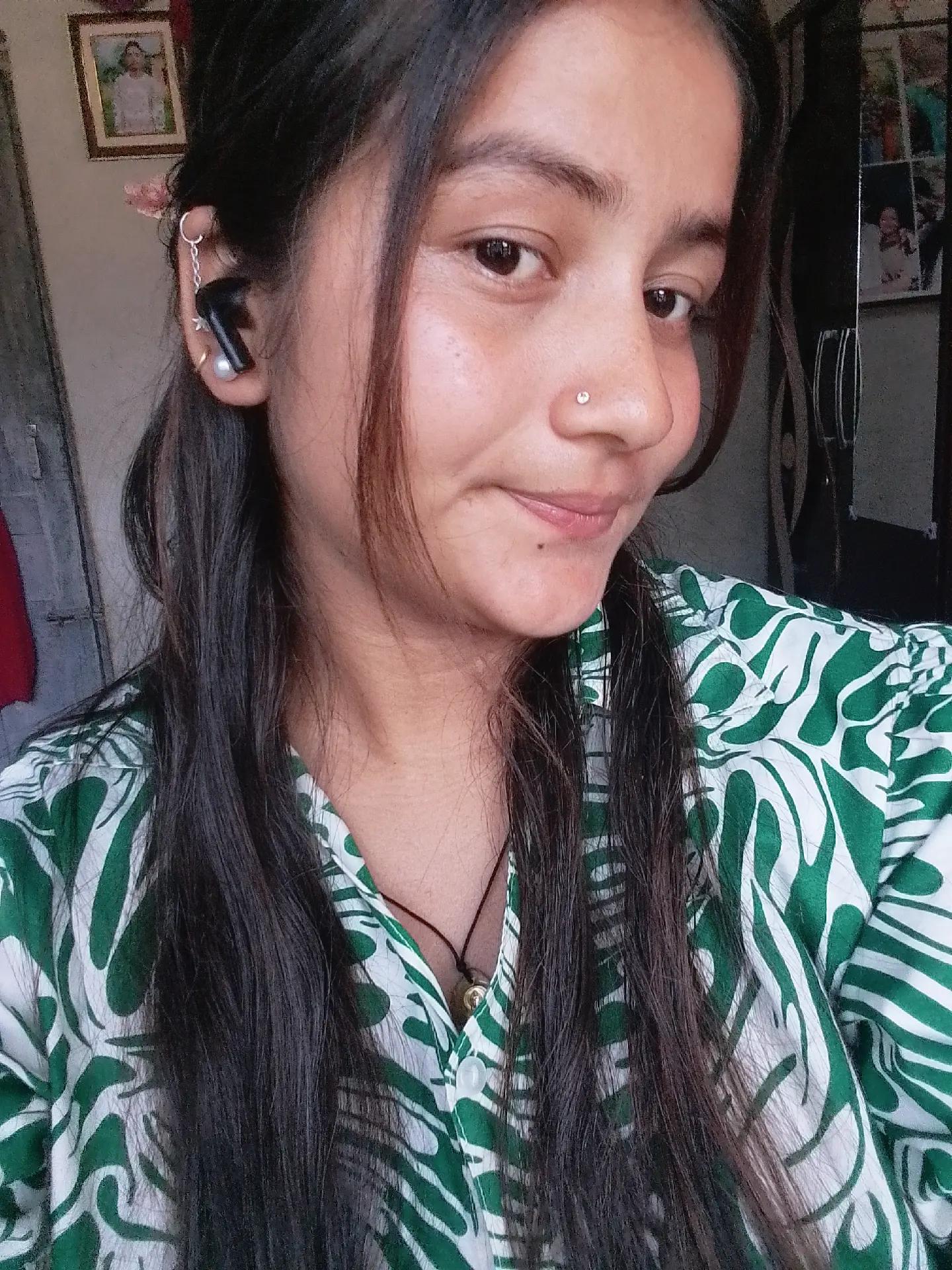 @Aarushi 🎀📿