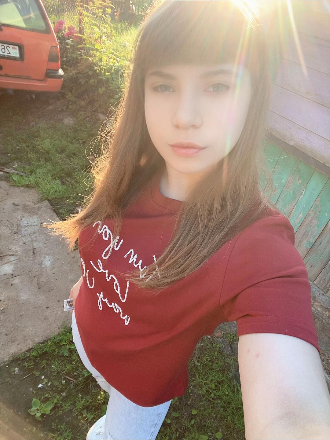 @Викусик 🦊