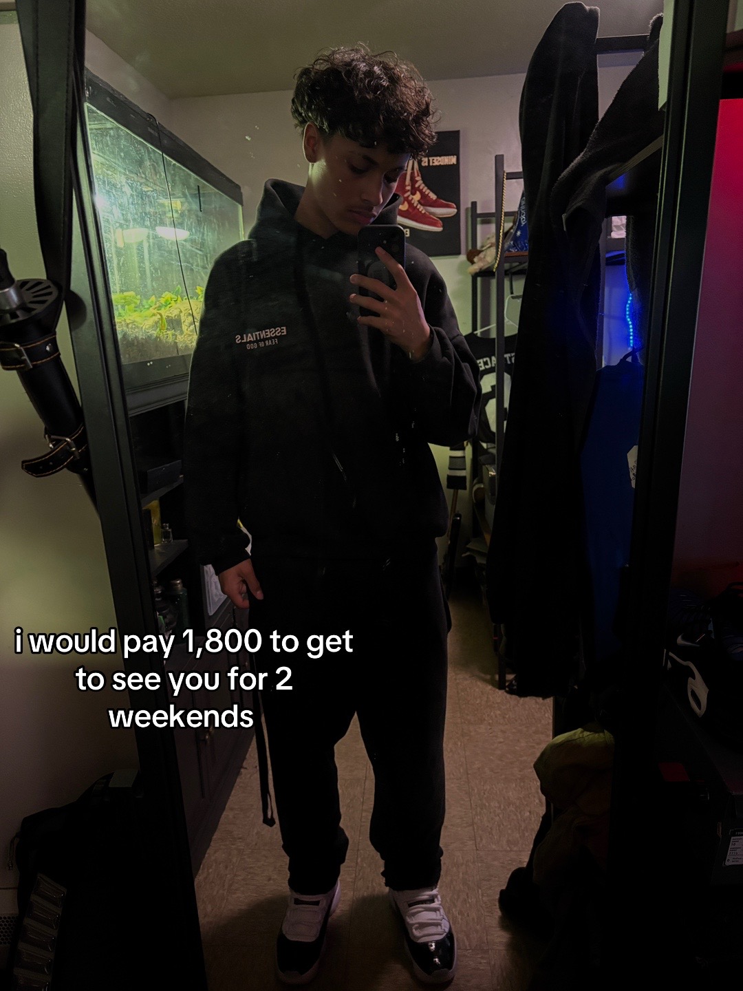 @️