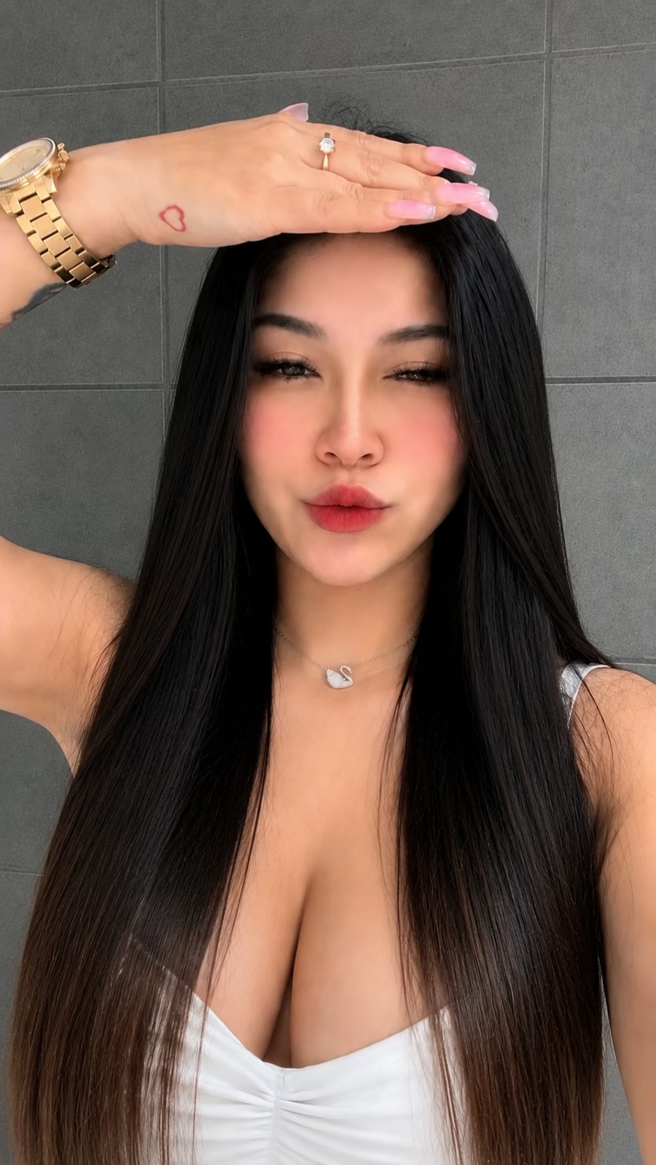 @𝐸𝓋𝑒𝓁𝒾𝒾𝓃𝒶🐰