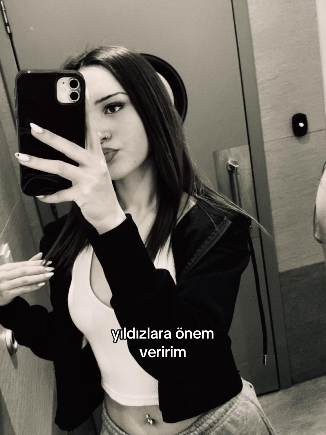 @𝐦𝐞𝐲𝐫𝐚