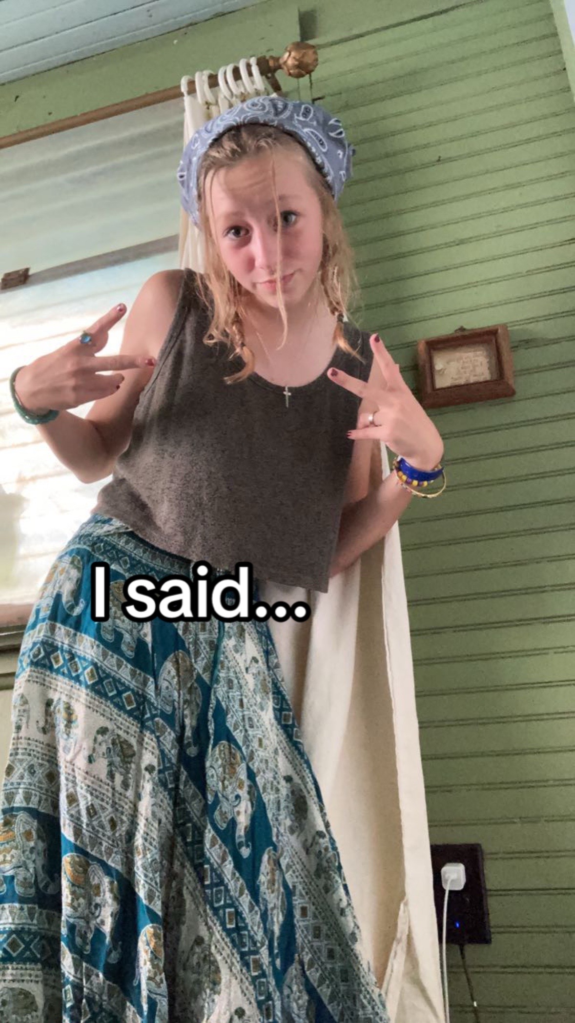 @thatweirdanimalgirl
