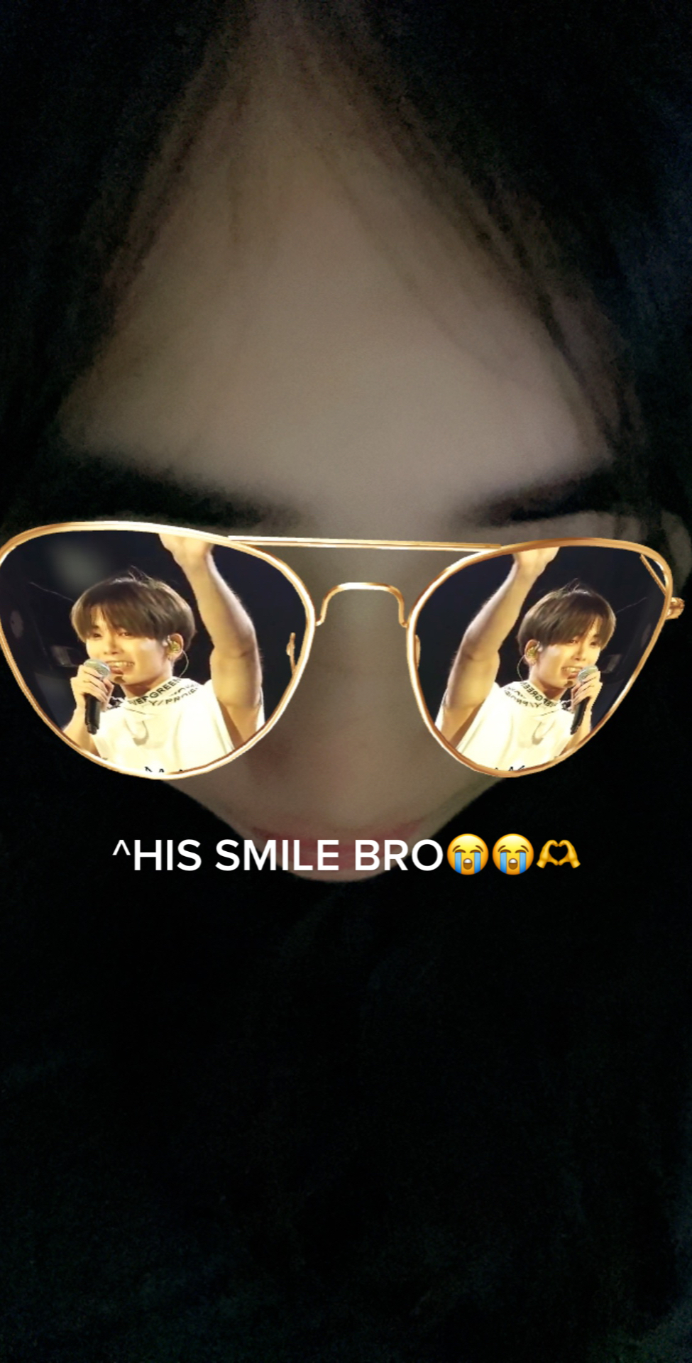 @<3