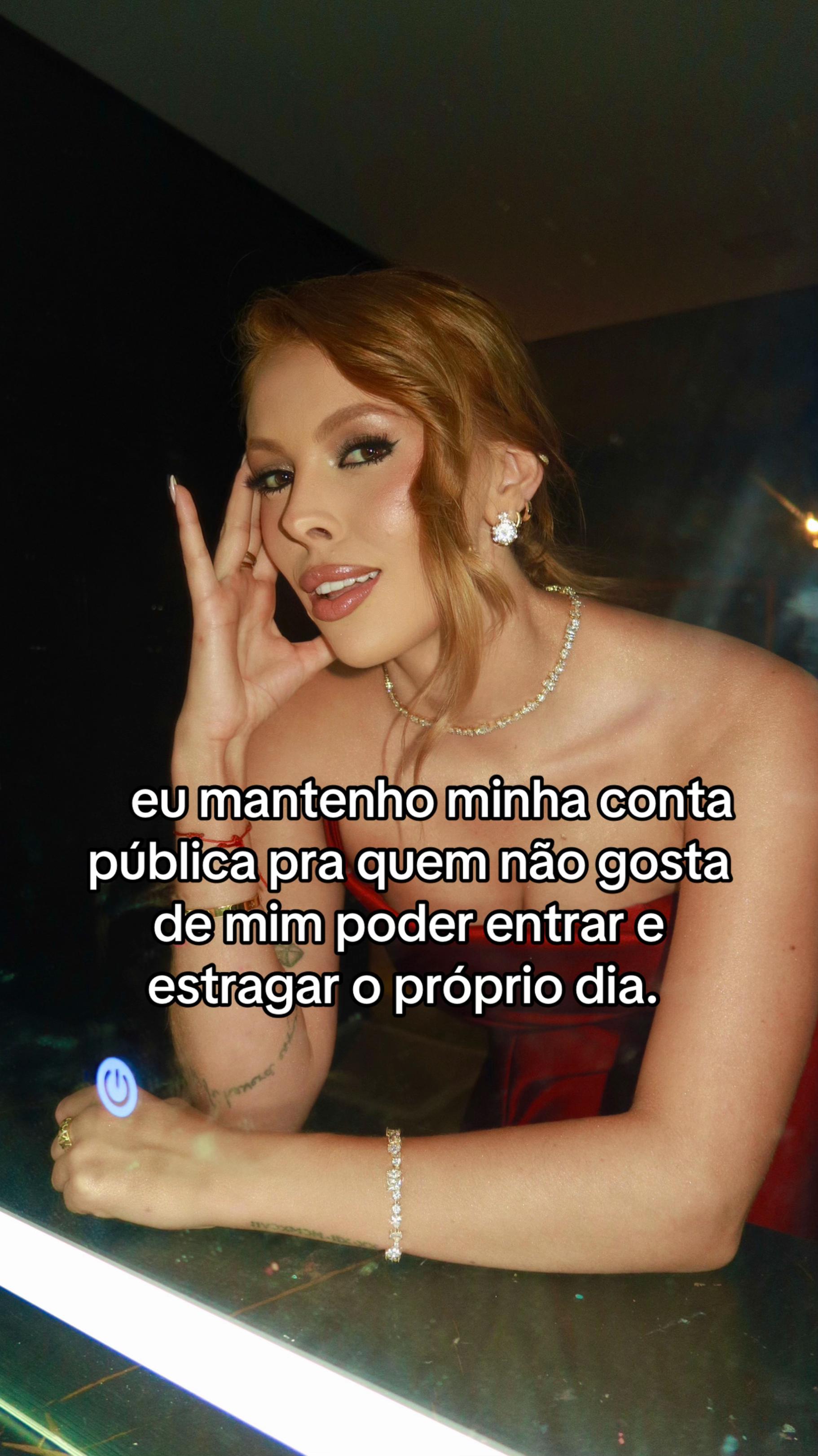 @Ana Carla