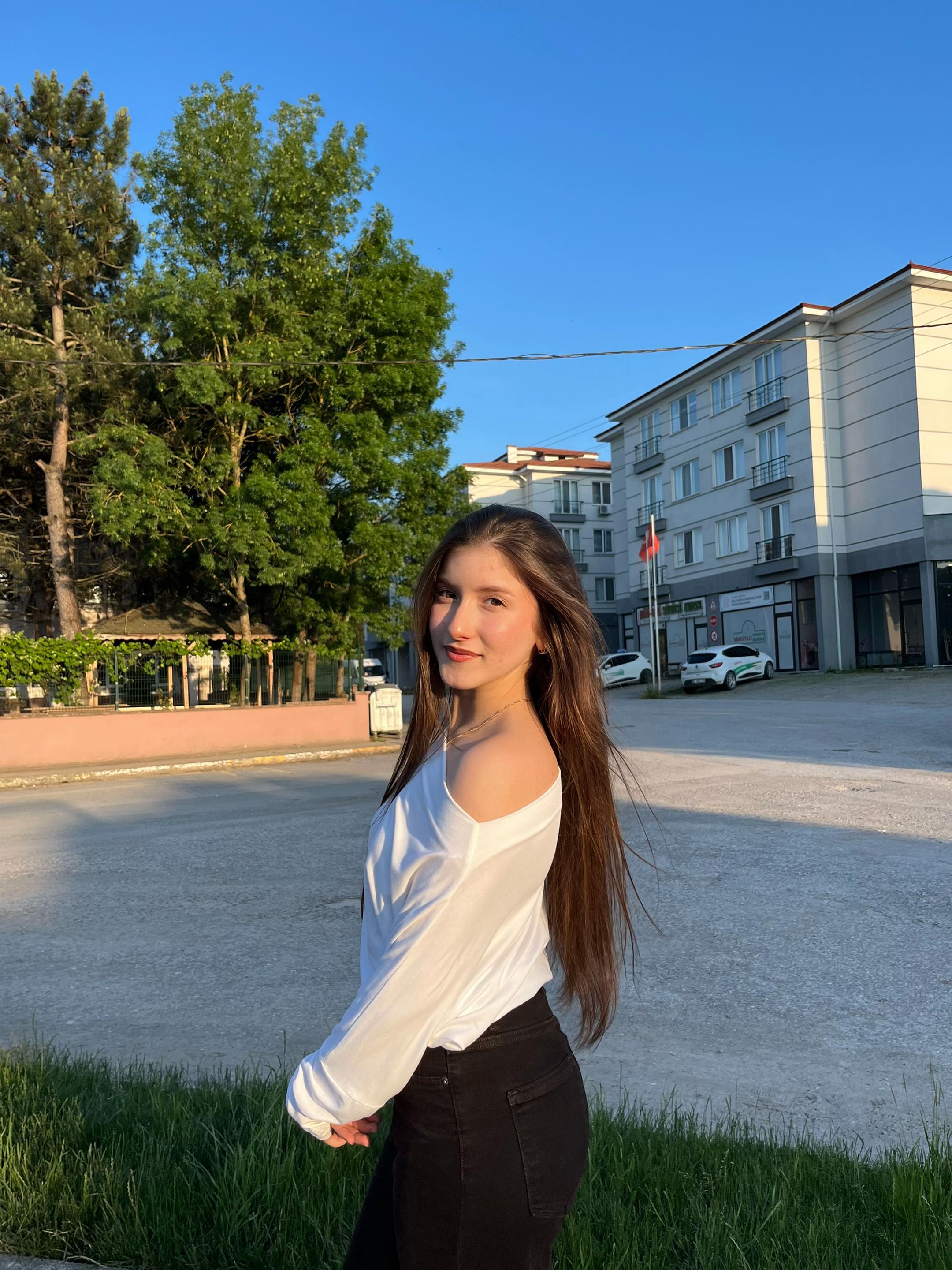 @nazlı