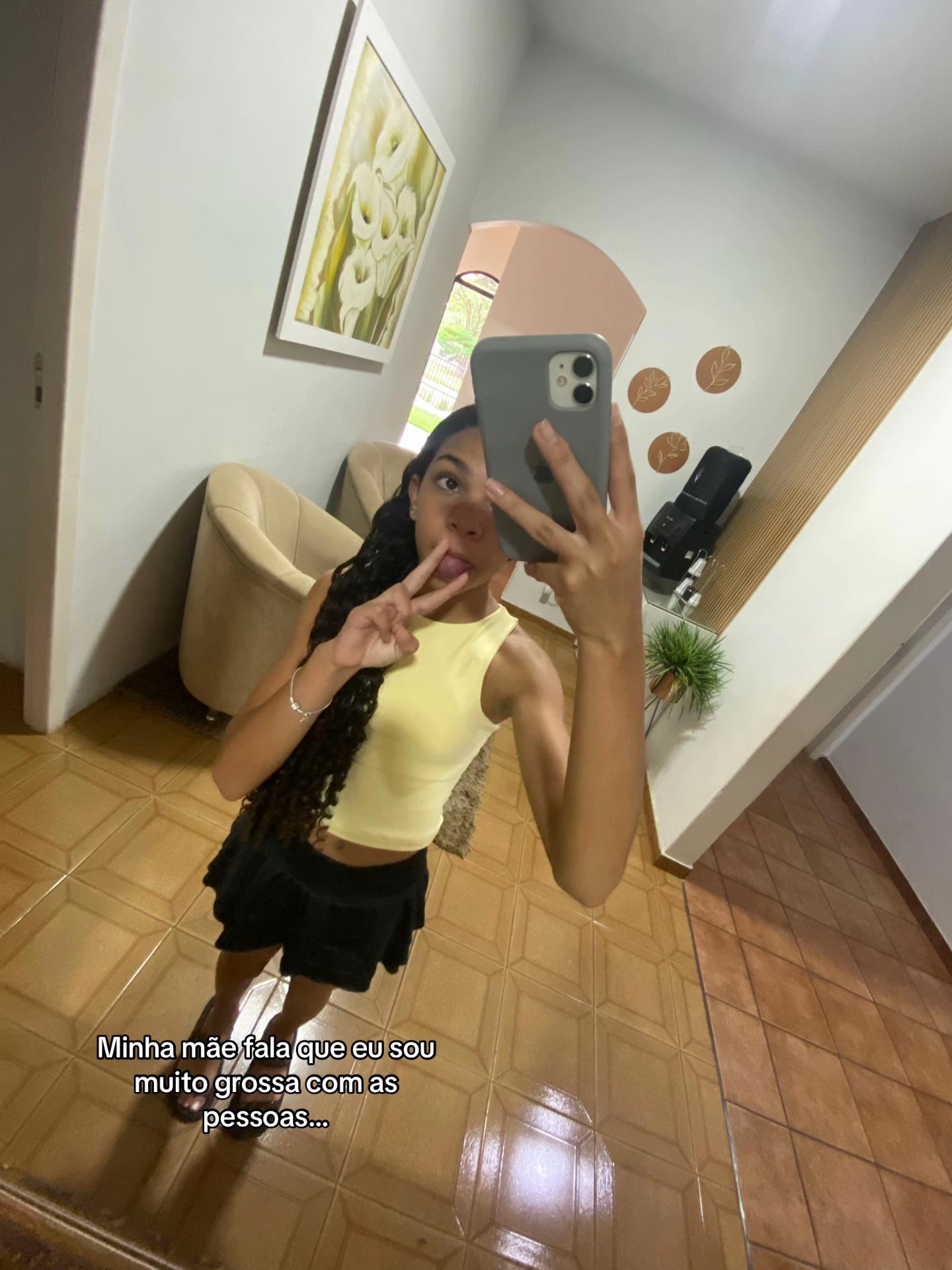 @Lauraa🇻🇦