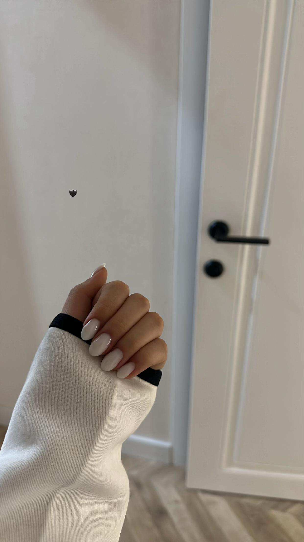 @️
