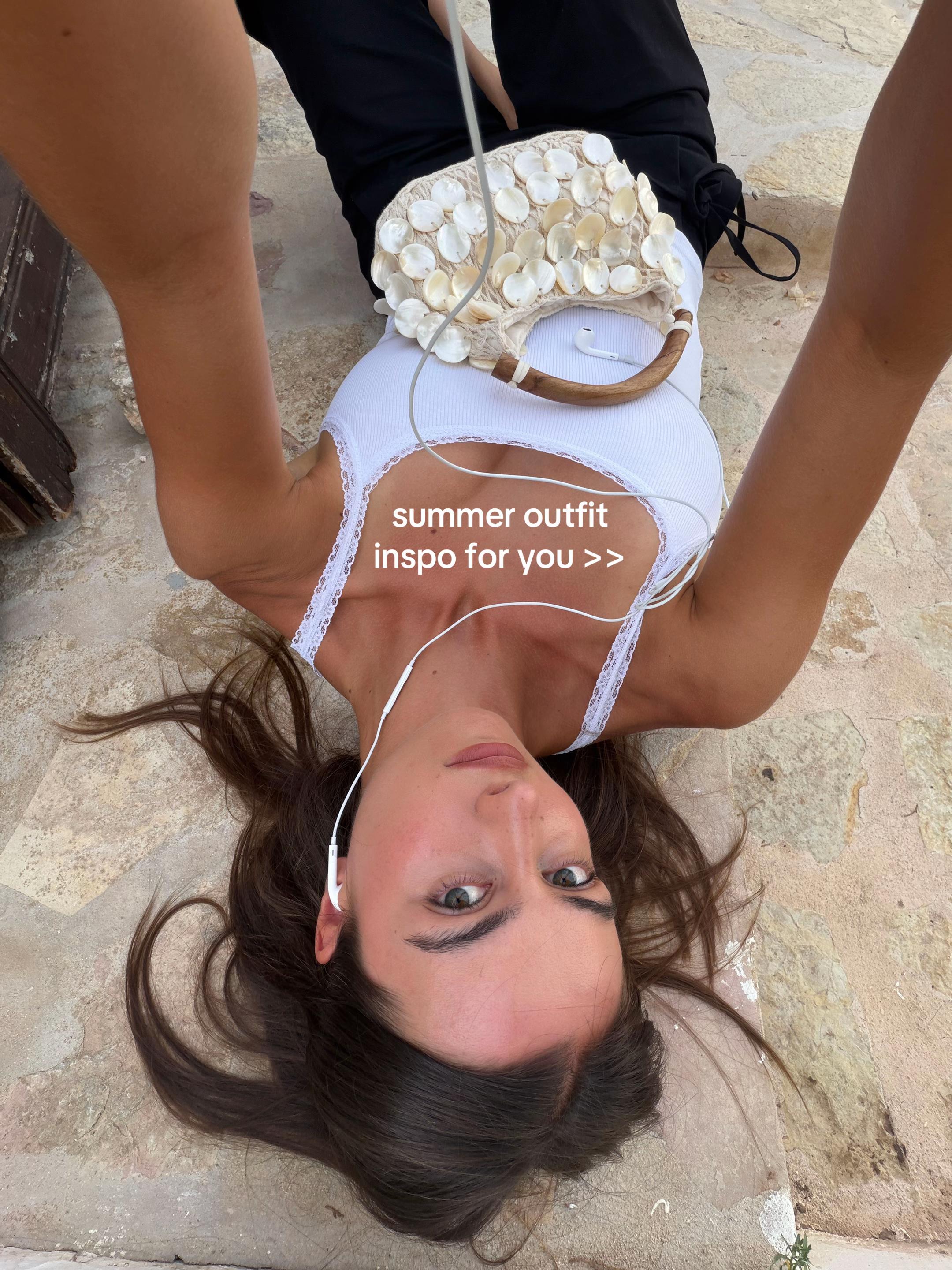 @laraceliaa