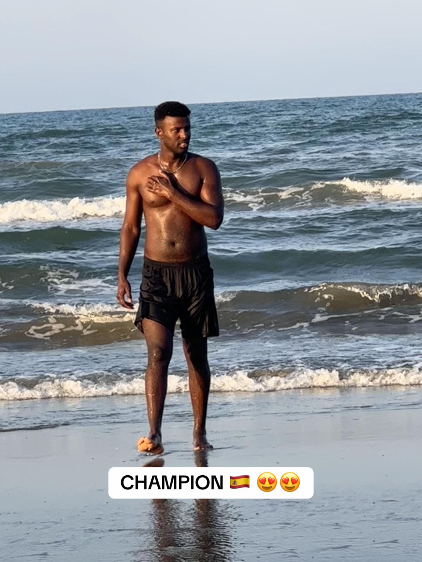 @its.momo2000