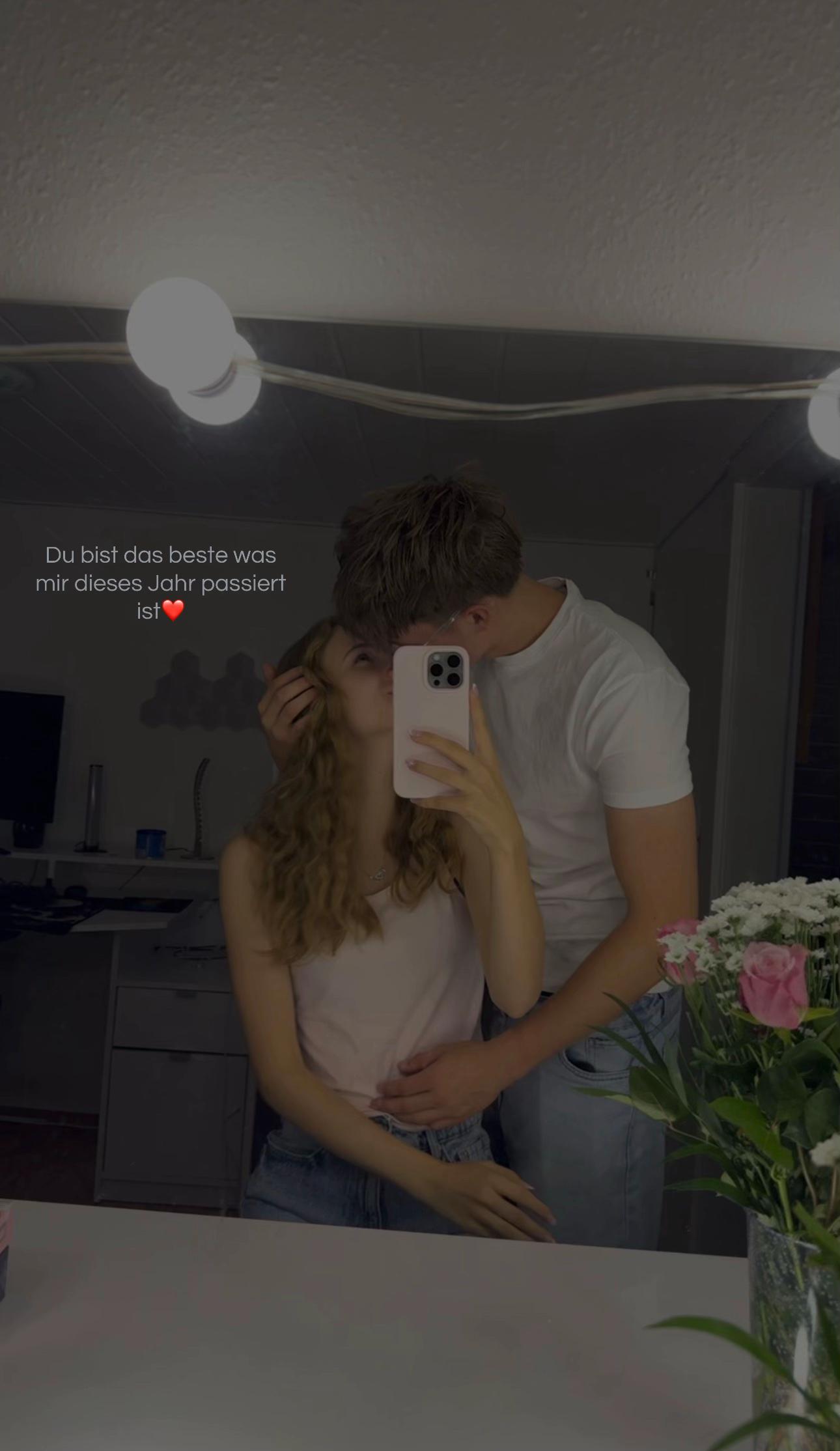 @𝒍𝒊𝒍𝒍𝒚 & 𝒎𝒐𝒎𝒐