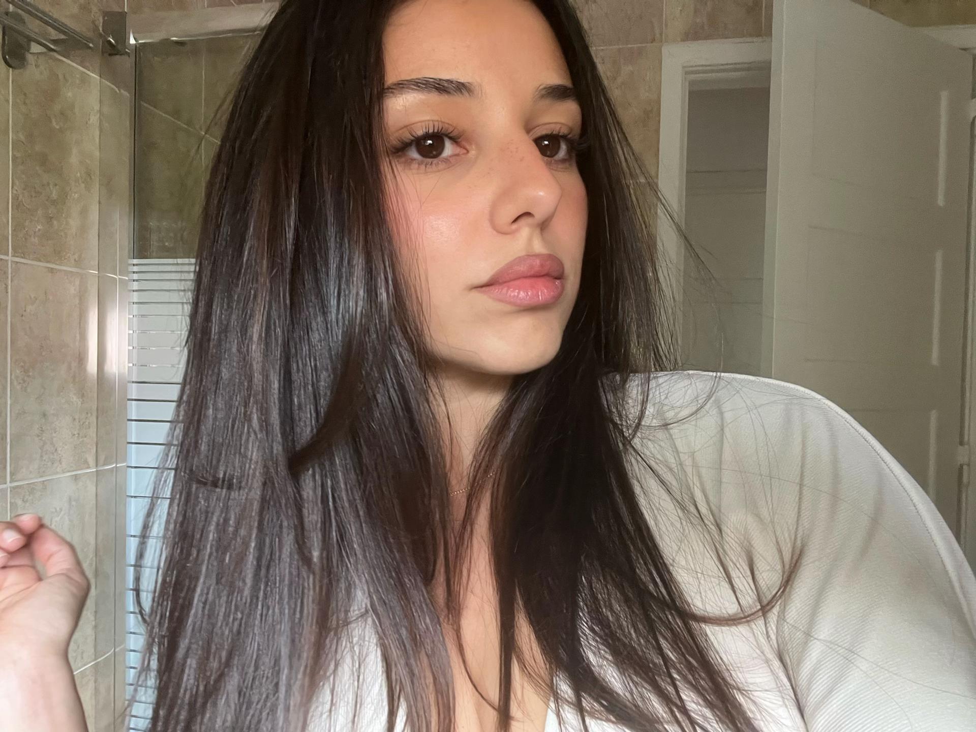 @Madalena