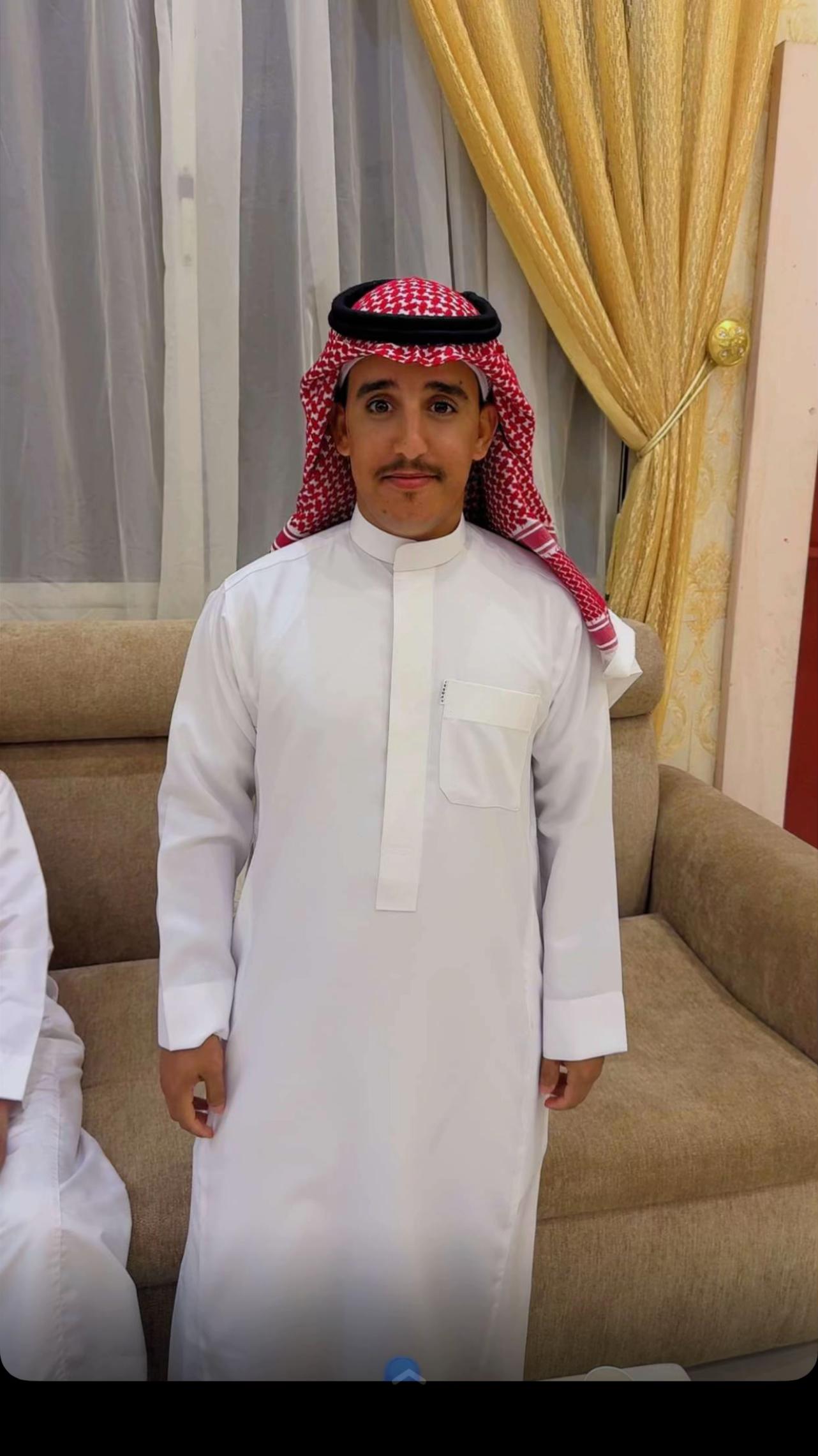 @عبداللطيف..🗣️