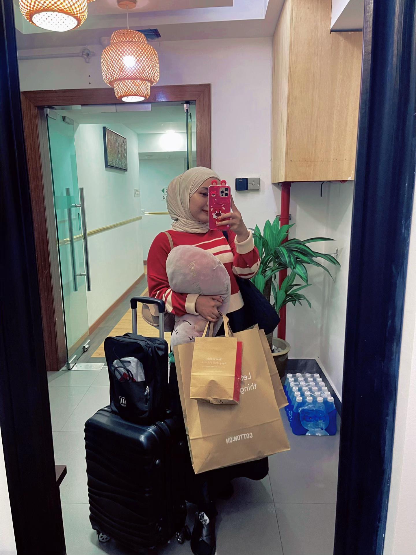 @NadzirahAqilah🦋༘⋆