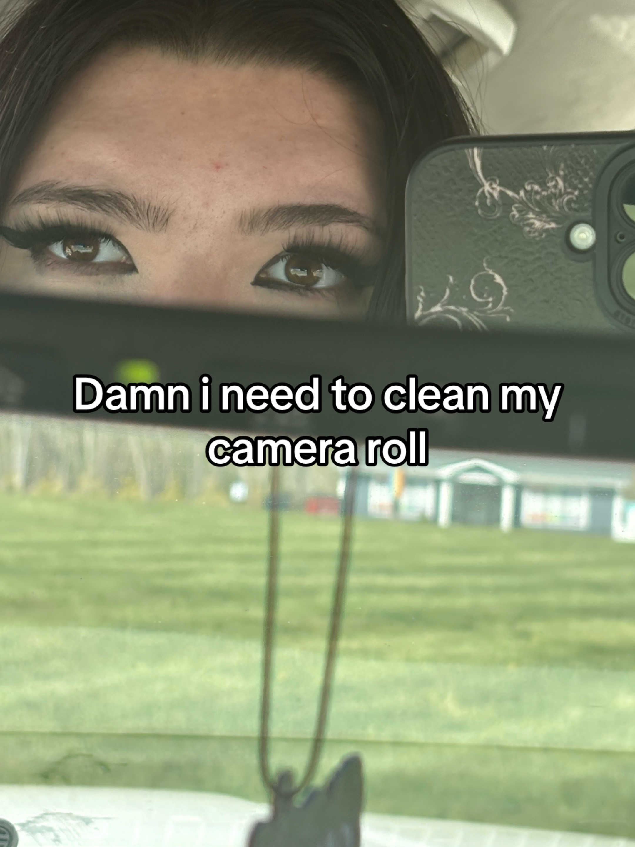 @bella