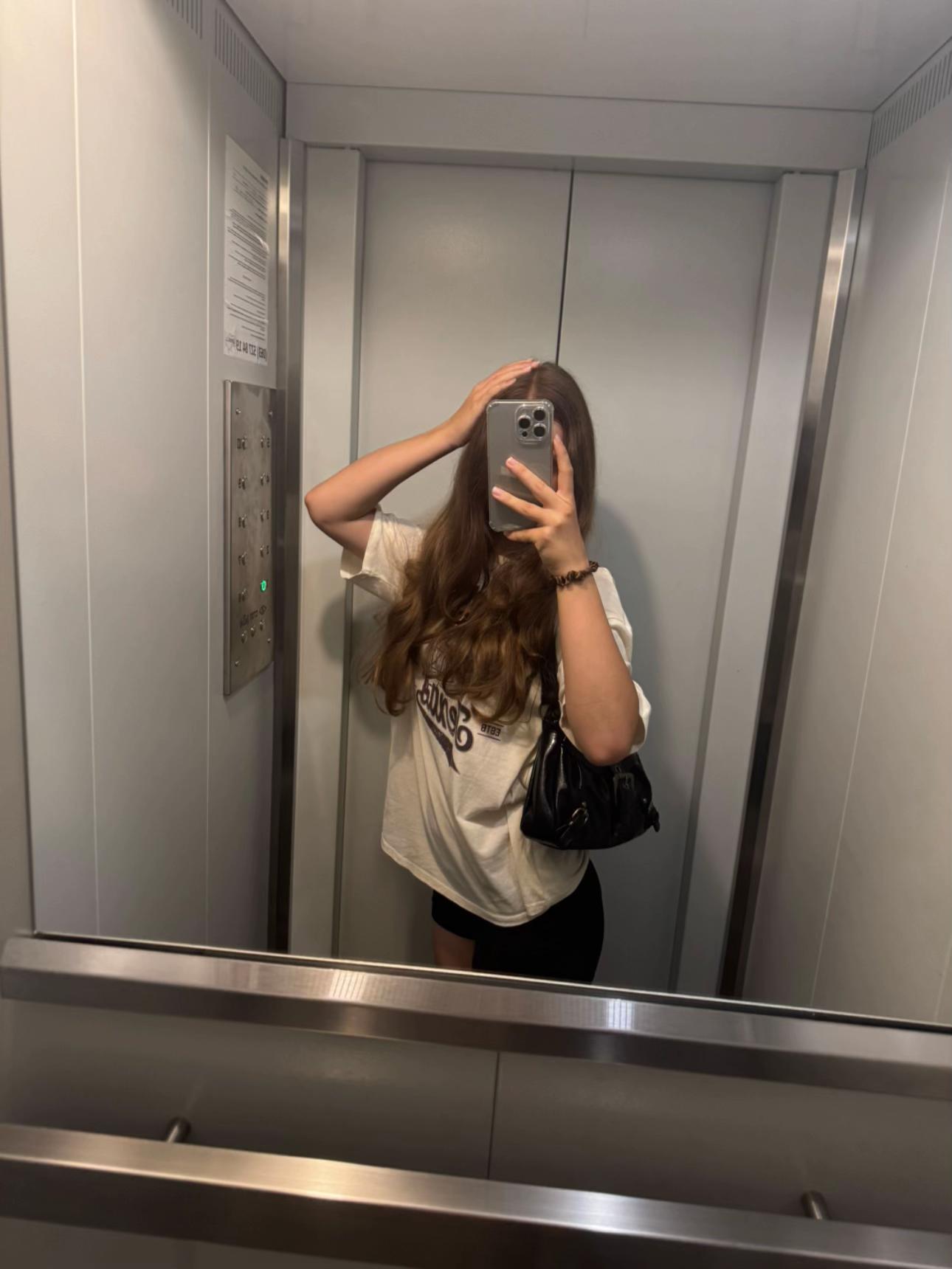 @𝑚𝑖𝑙𝑎𝑛𝑎𝑔𝑟𝑑