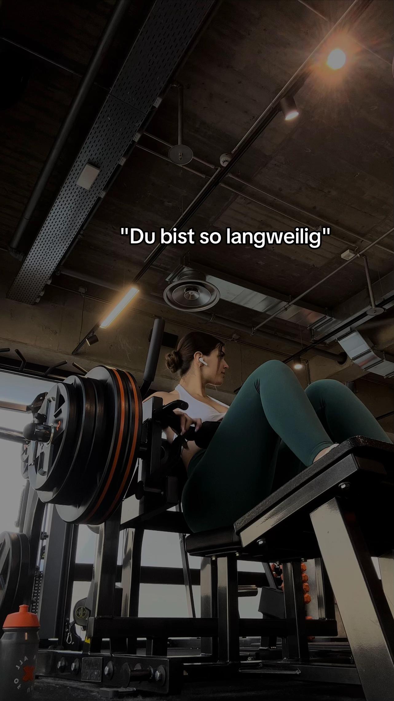 @Adeline | tall gym girl