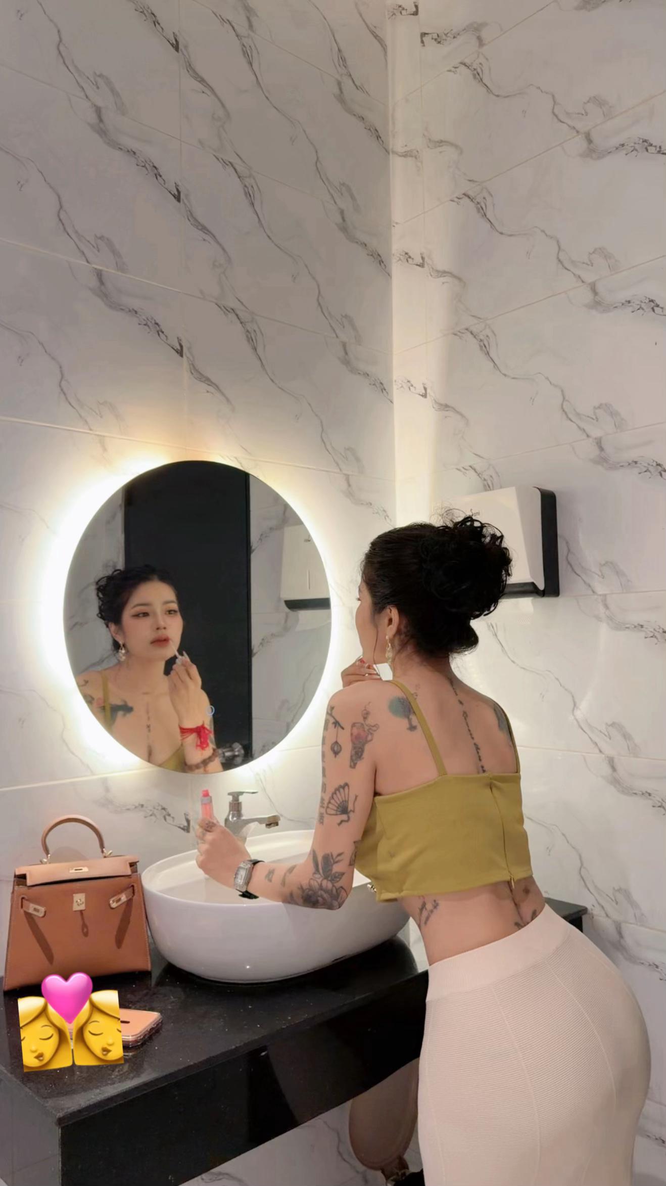 @♐️Tha zinoo🇲🇲王丽梅 🇨🇳5.7M✅