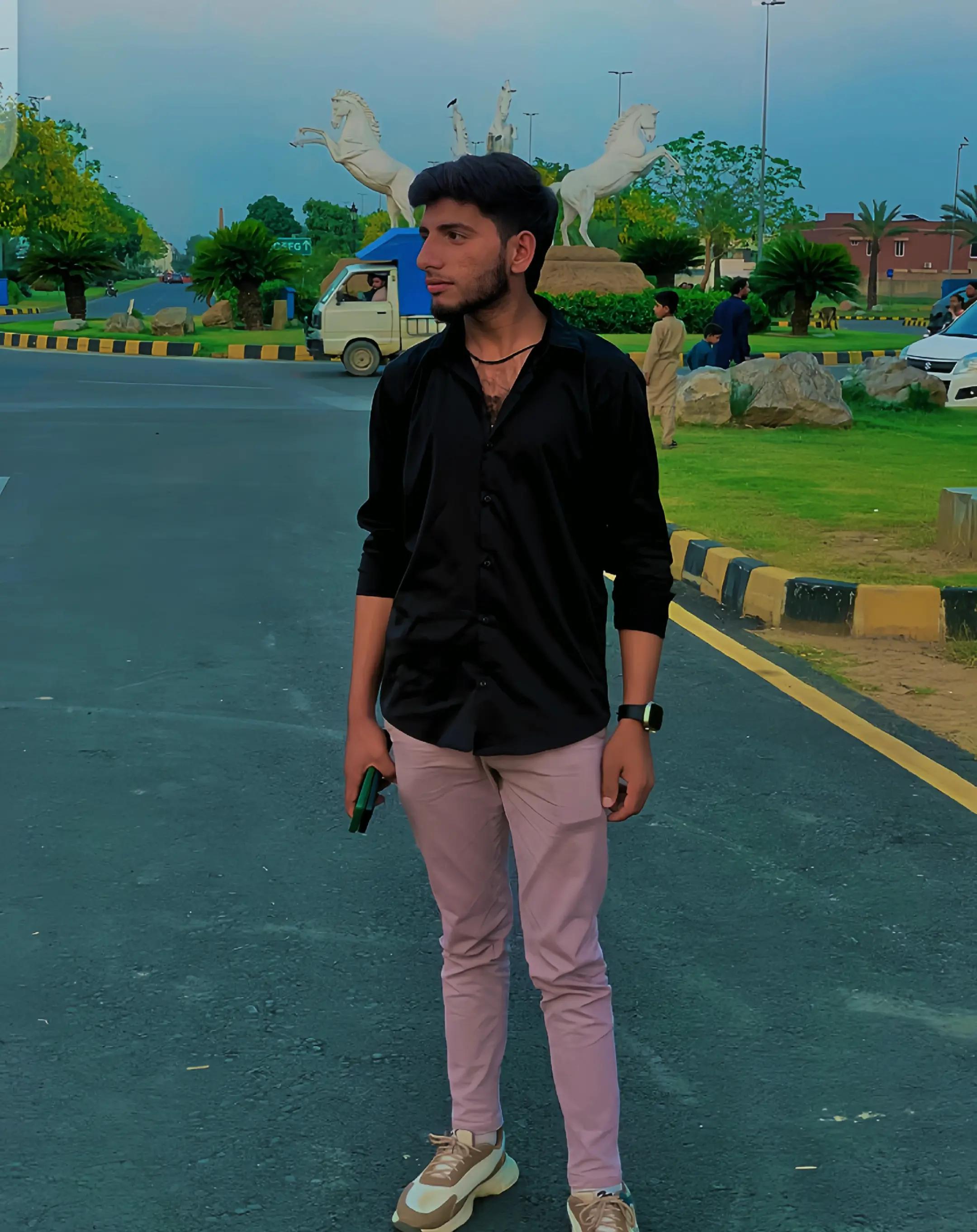 @Ansari 🔥 کہتے ہیں 🥷🏻