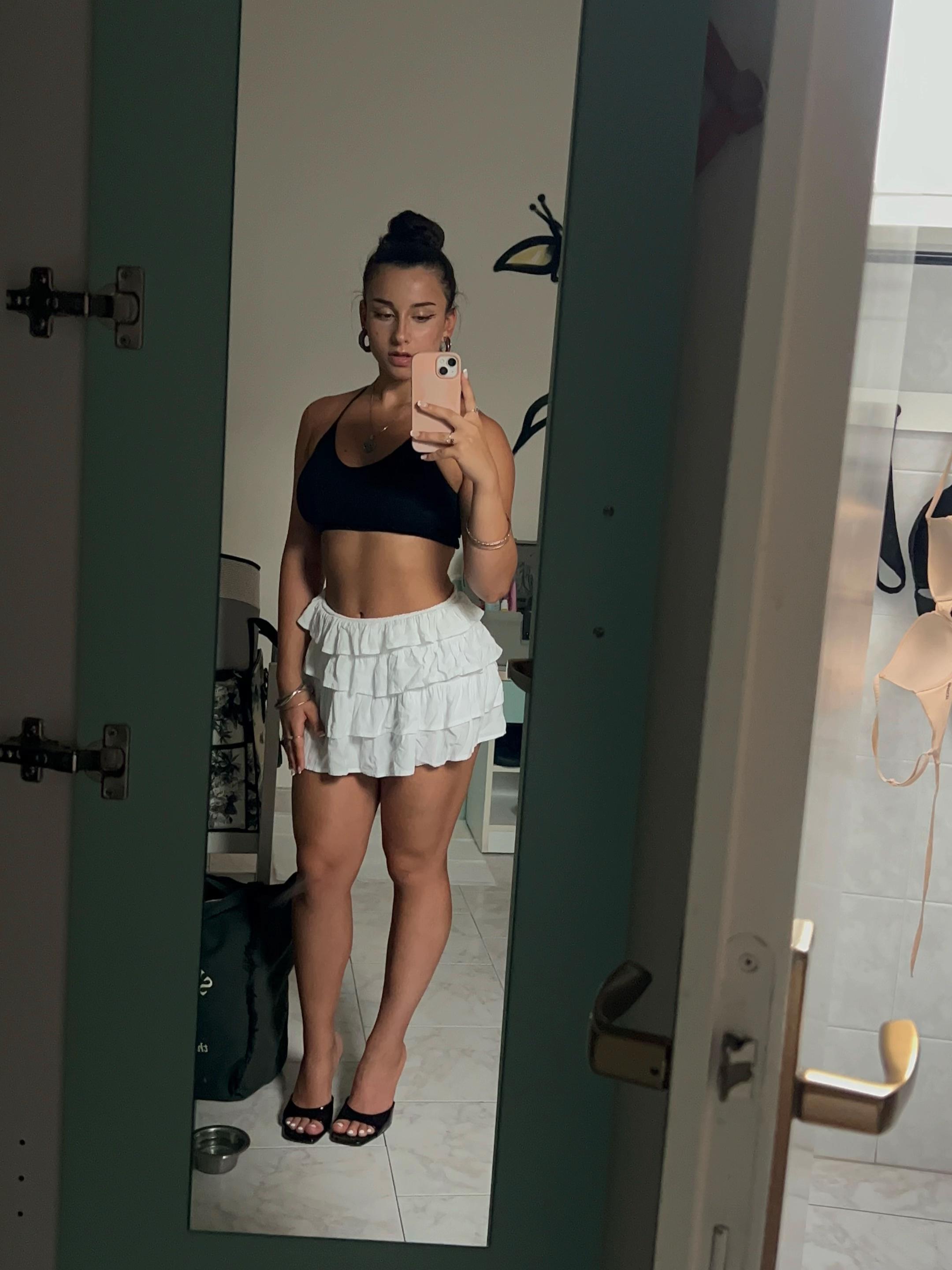 @𝑵𝒊𝒄𝒐𝒍𝒆🦋