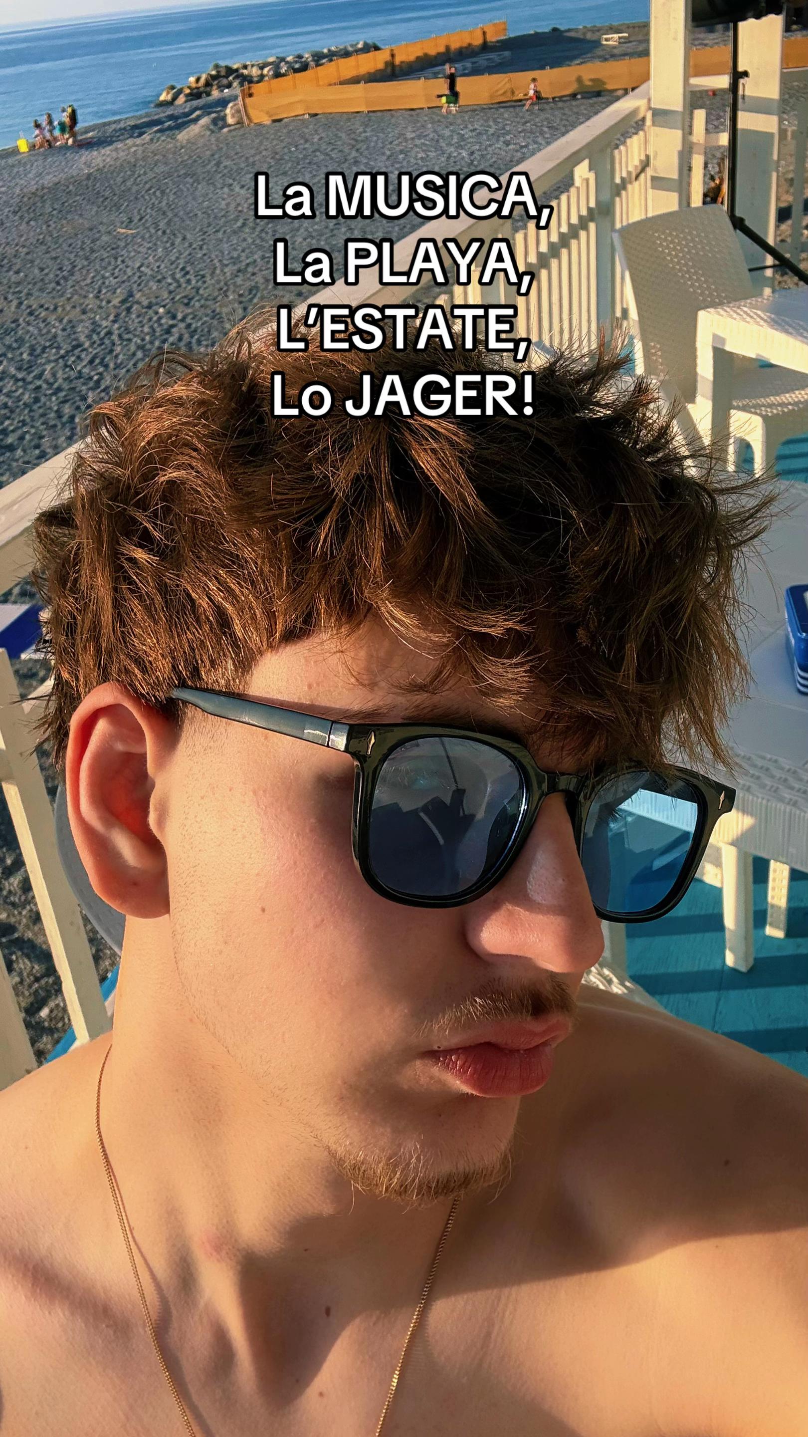 @🤴🏻