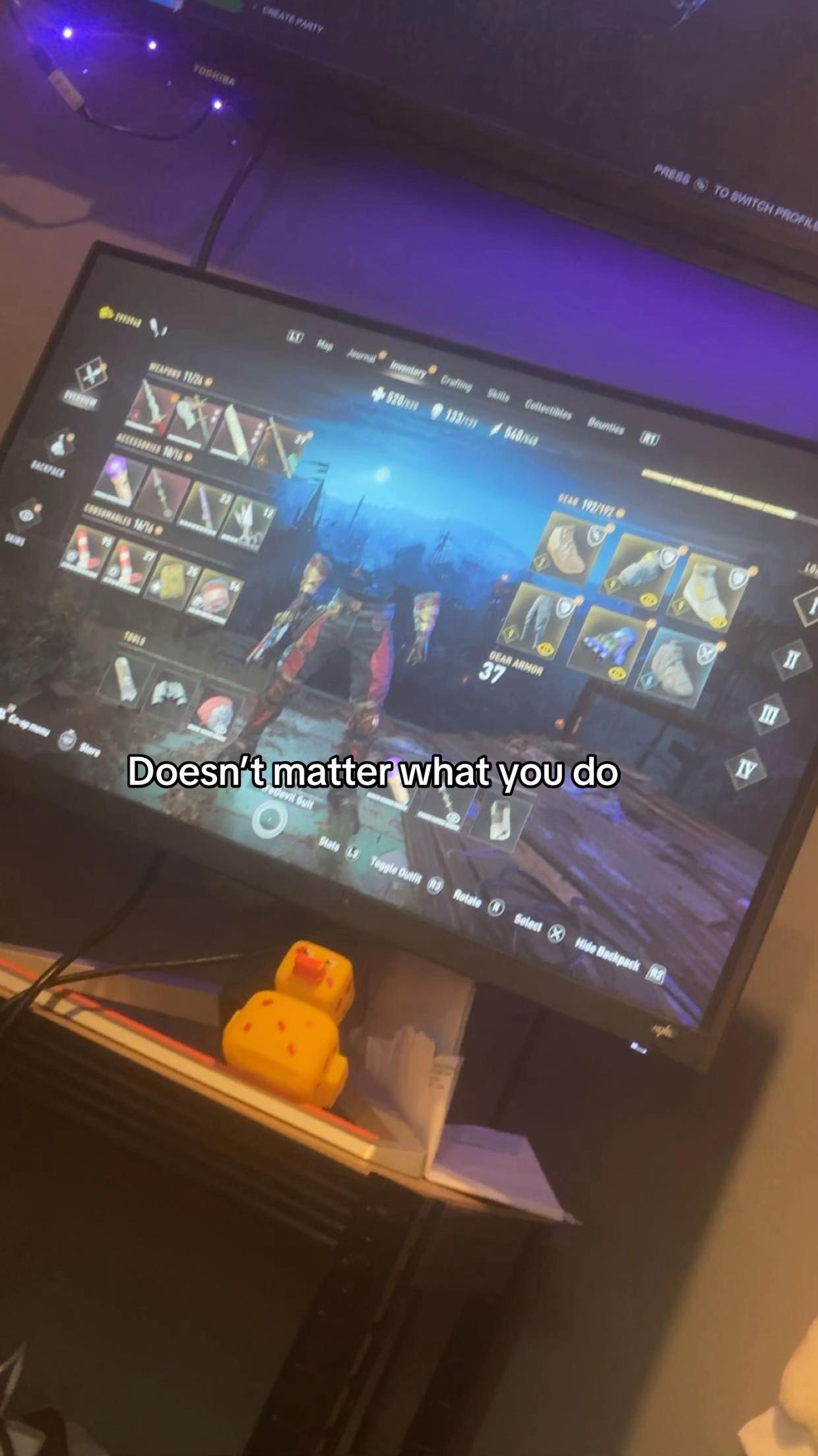 @⃟